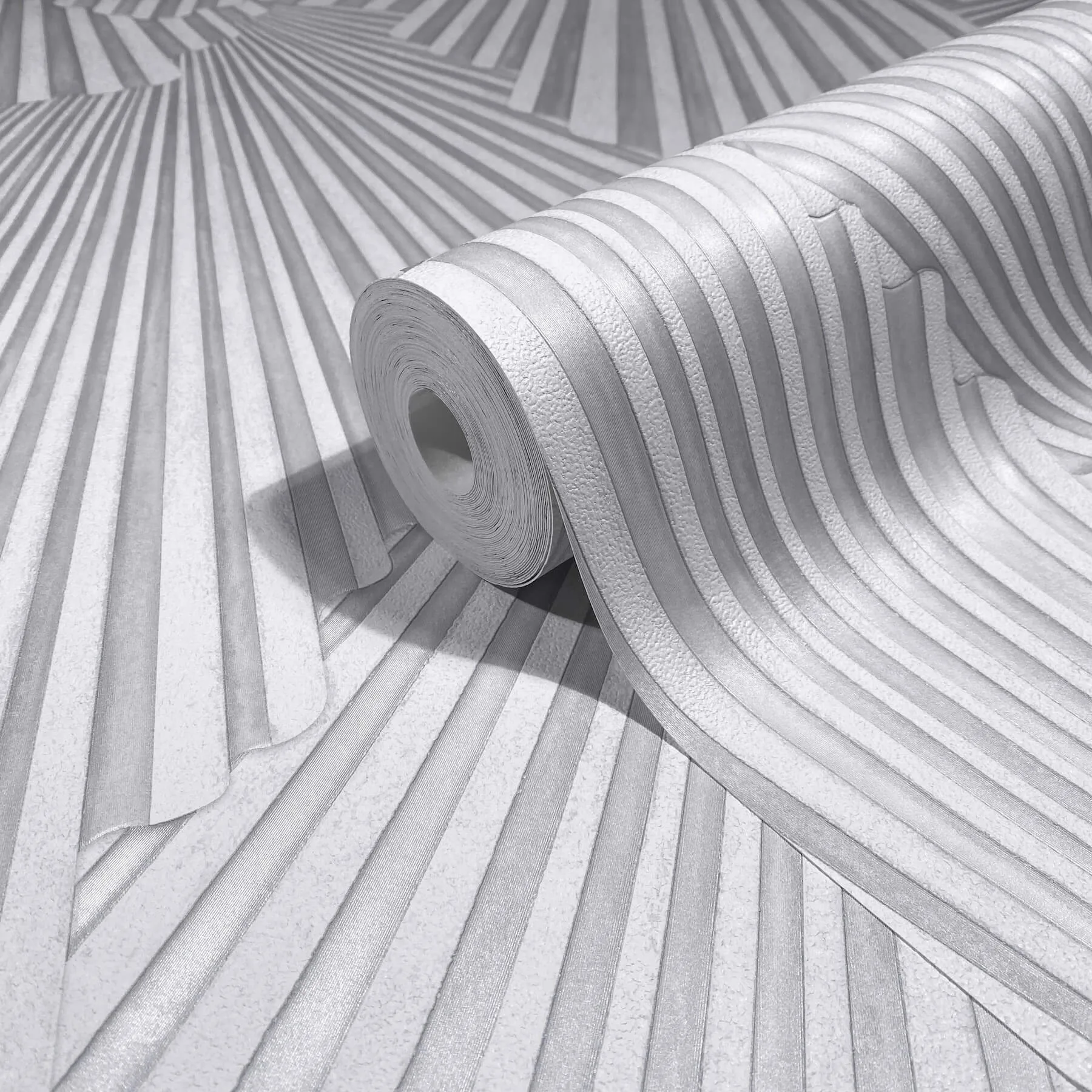Antonina Vella Lumiere - Off-White Wallpaper | Buy Online Antonina Vella Lumiere wallpaper, color Off-White, SKU MA35846