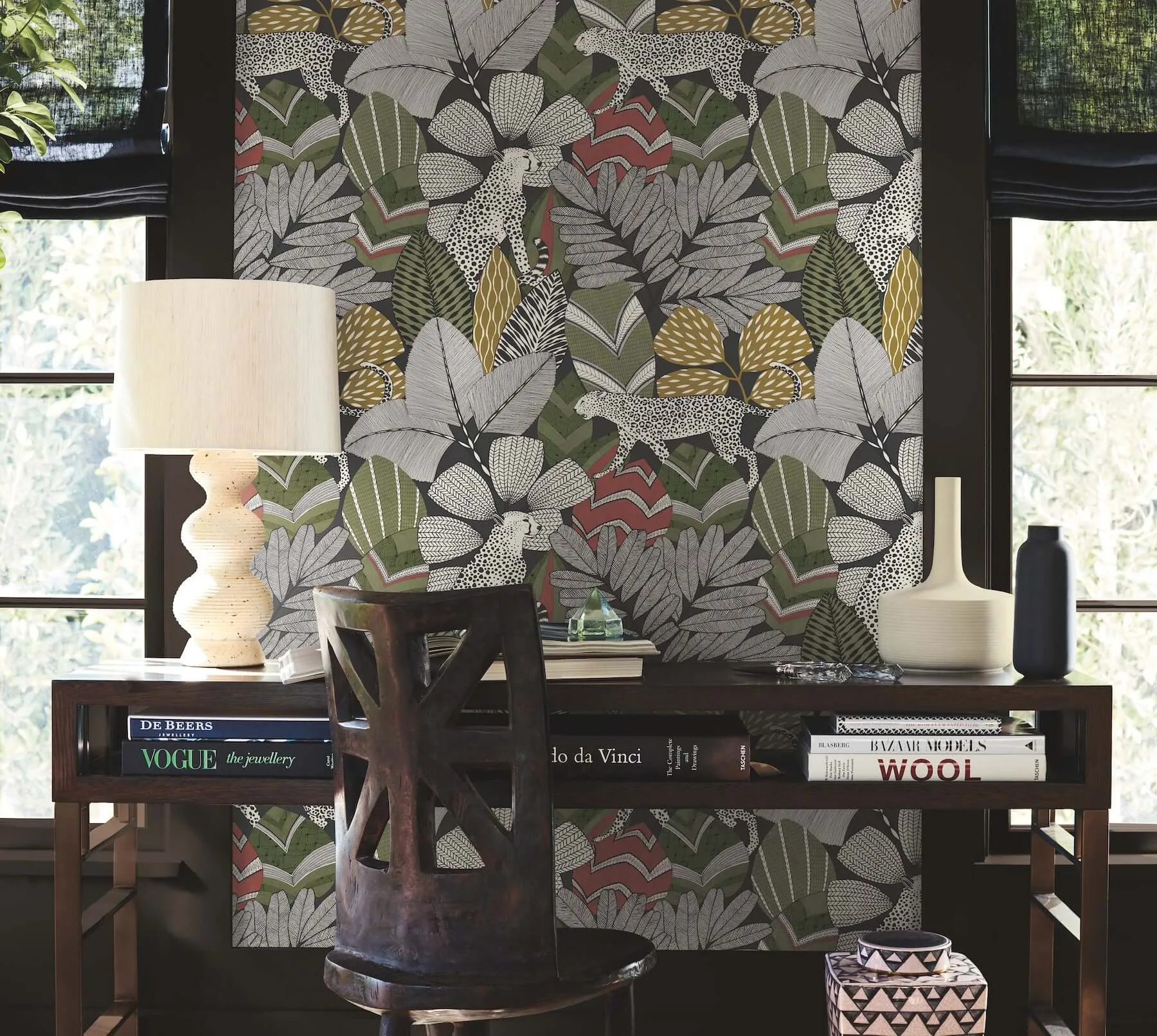 Antonina Vella Namiri - Black Wallpaper | Buy Online Antonina Vella Namiri wallpaper, color Black, SKU AB3112