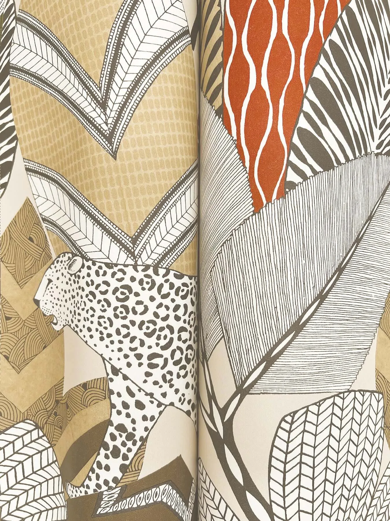 Antonina Vella Namiri - Ochre Wallpaper | Buy Online Antonina Vella Namiri wallpaper, color Ochre, SKU AB3111