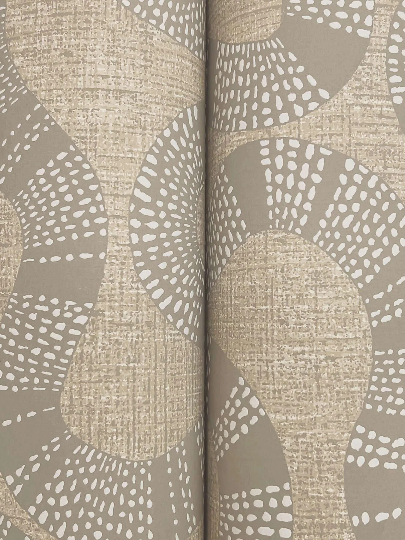 Antonina Vella Ophidia - Taupe Wallpaper | Buy Online Antonina Vella Ophidia wallpaper, color Taupe, SKU AB3003