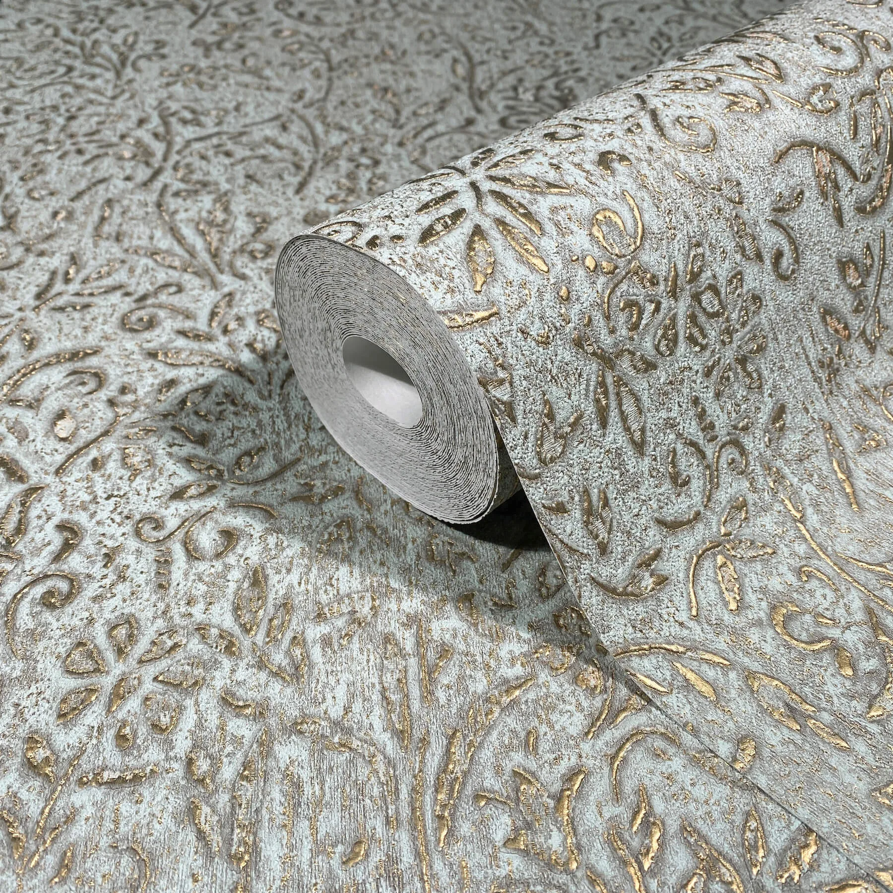 Antonina Vella Sculpted Floral - Gold Wallpaper | Buy Online Antonina Vella Sculpted Floral wallpaper, color Gold, SKU MA35532