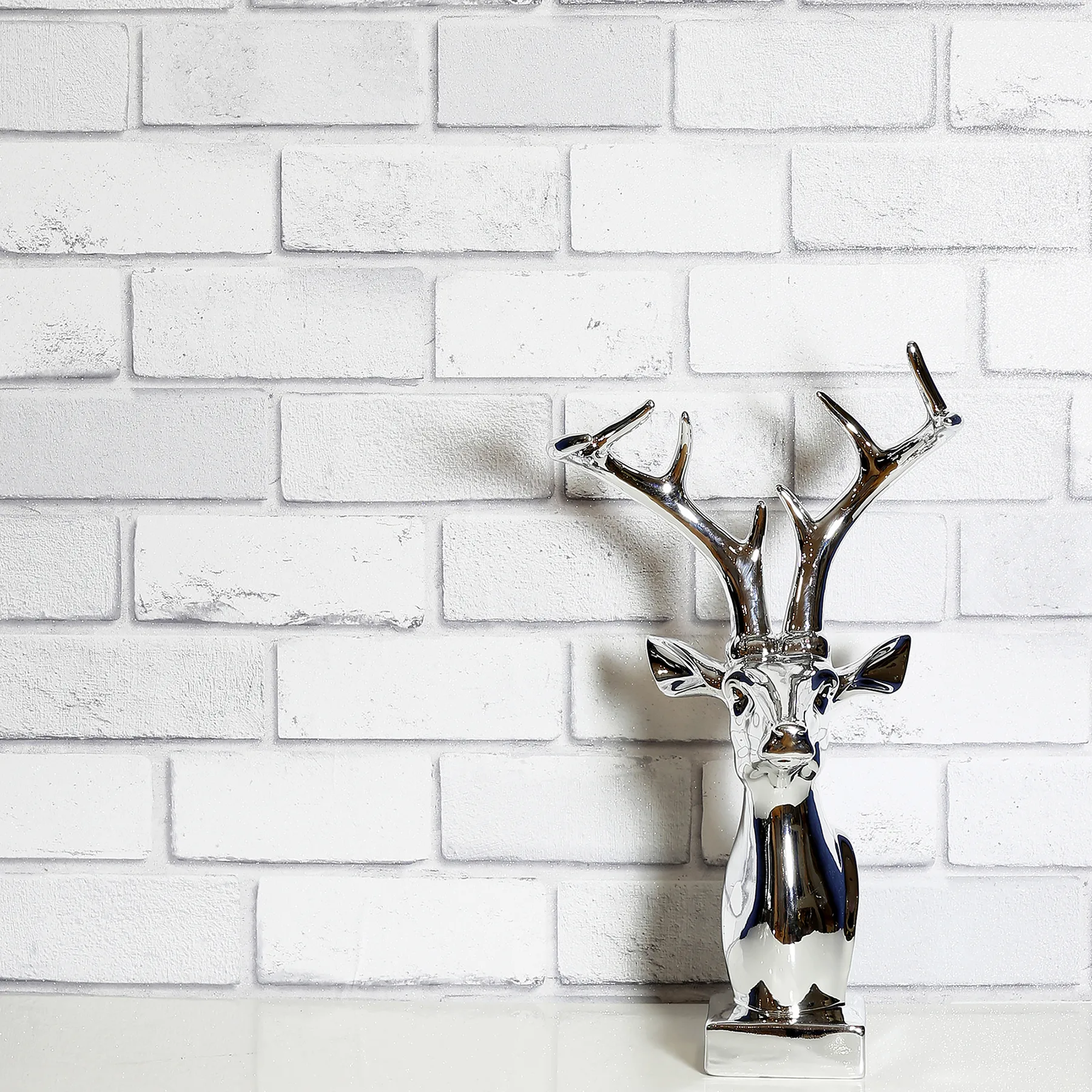 Arthouse Irving - White Wallpaper | Buy Online Arthouse Irving wallpaper, color White, SKU AH902009