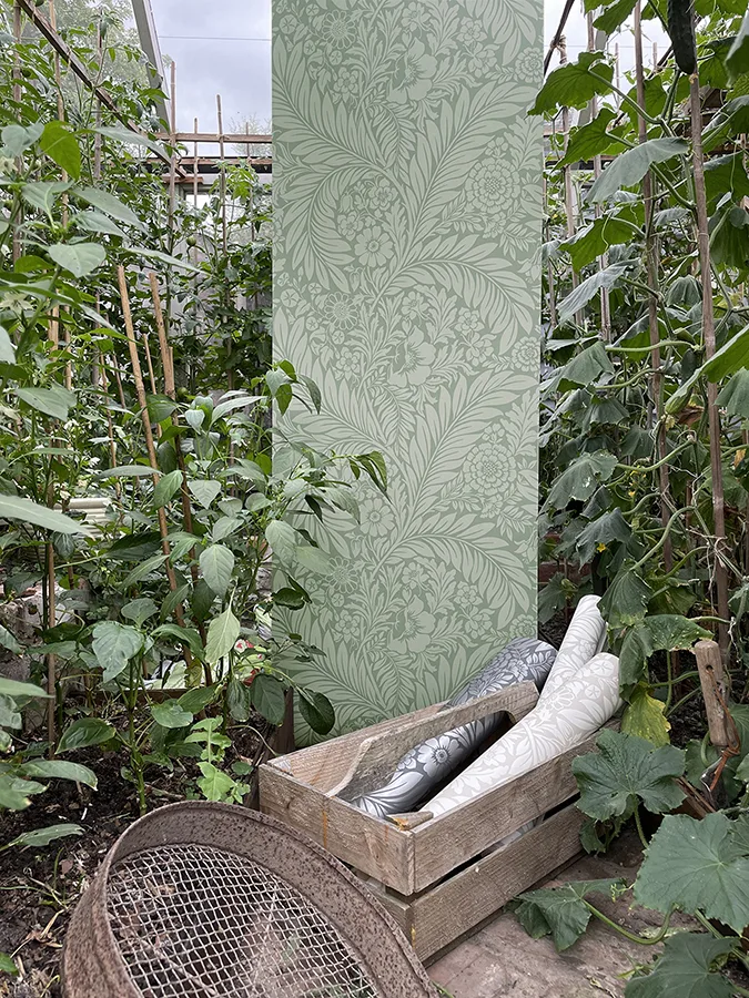 Belgravia Decor Florence - Green Wallpaper | Buy Online Belgravia Decor Florence wallpaper, color Green, SKU BG720