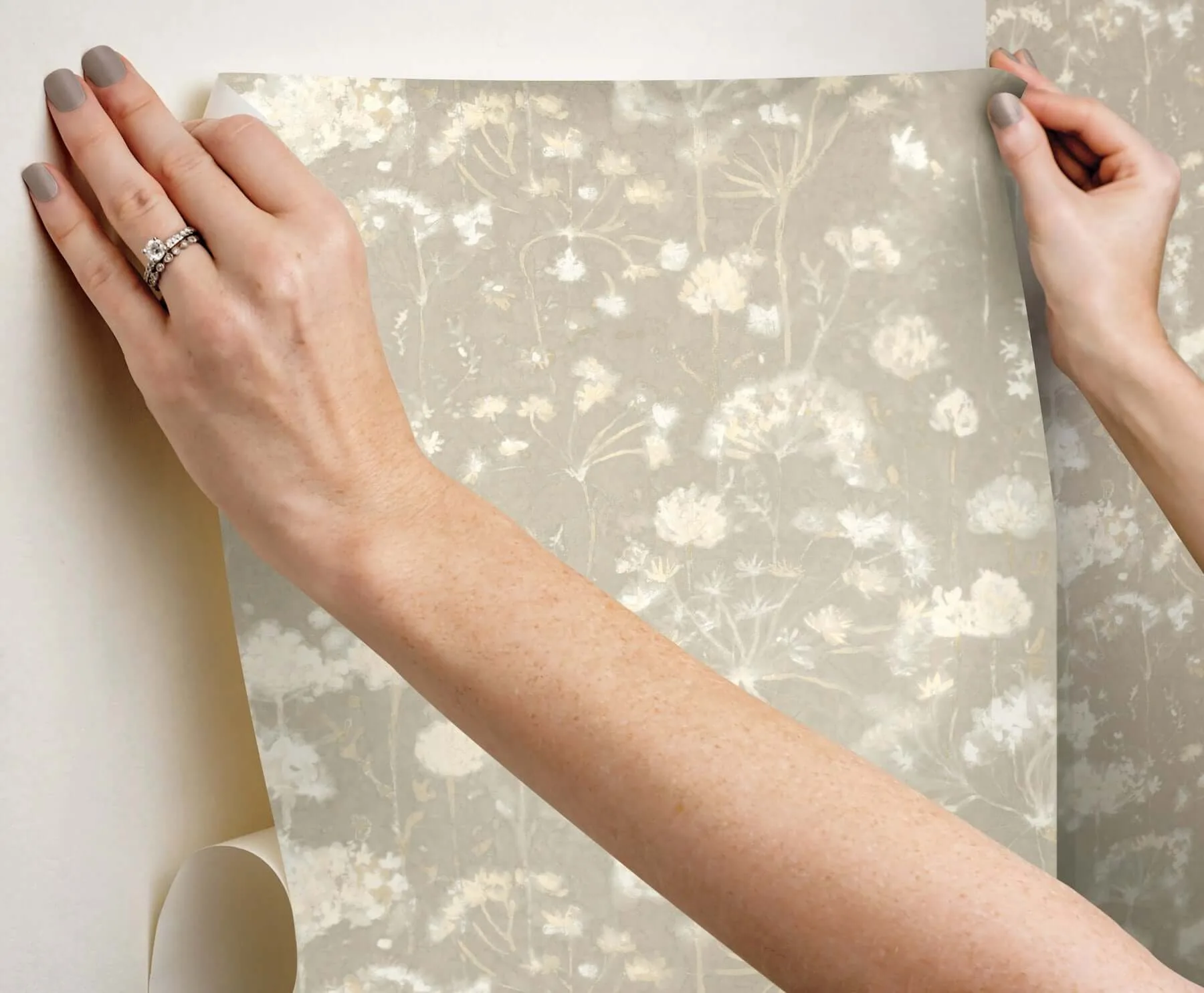 Candice Olson Botanical Fantasy - Soft Taupe Wallpaper | Buy Online Candice Olson Botanical Fantasy wallpaper, color Soft Taupe, SKU PSW1605RL