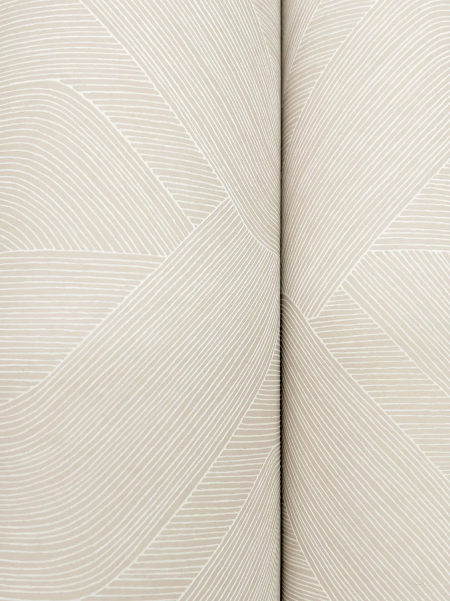 Candice Olson Fine Line - Beige Wallpaper | Buy Online Candice Olson Fine Line wallpaper, color Beige, SKU NT6196