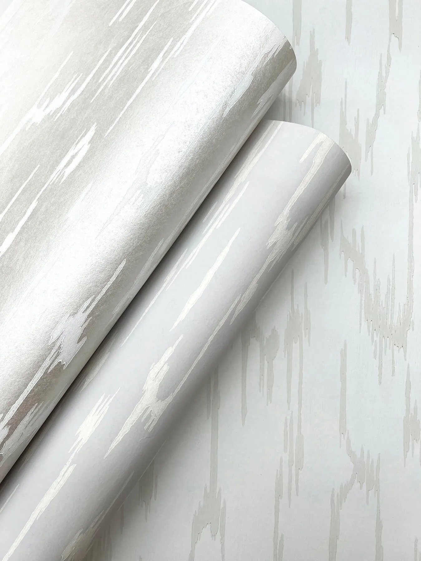 Candice Olson Flowing - Light Grey Wallpaper | Buy Online Candice Olson Flowing wallpaper, color Light Grey, SKU DF3361