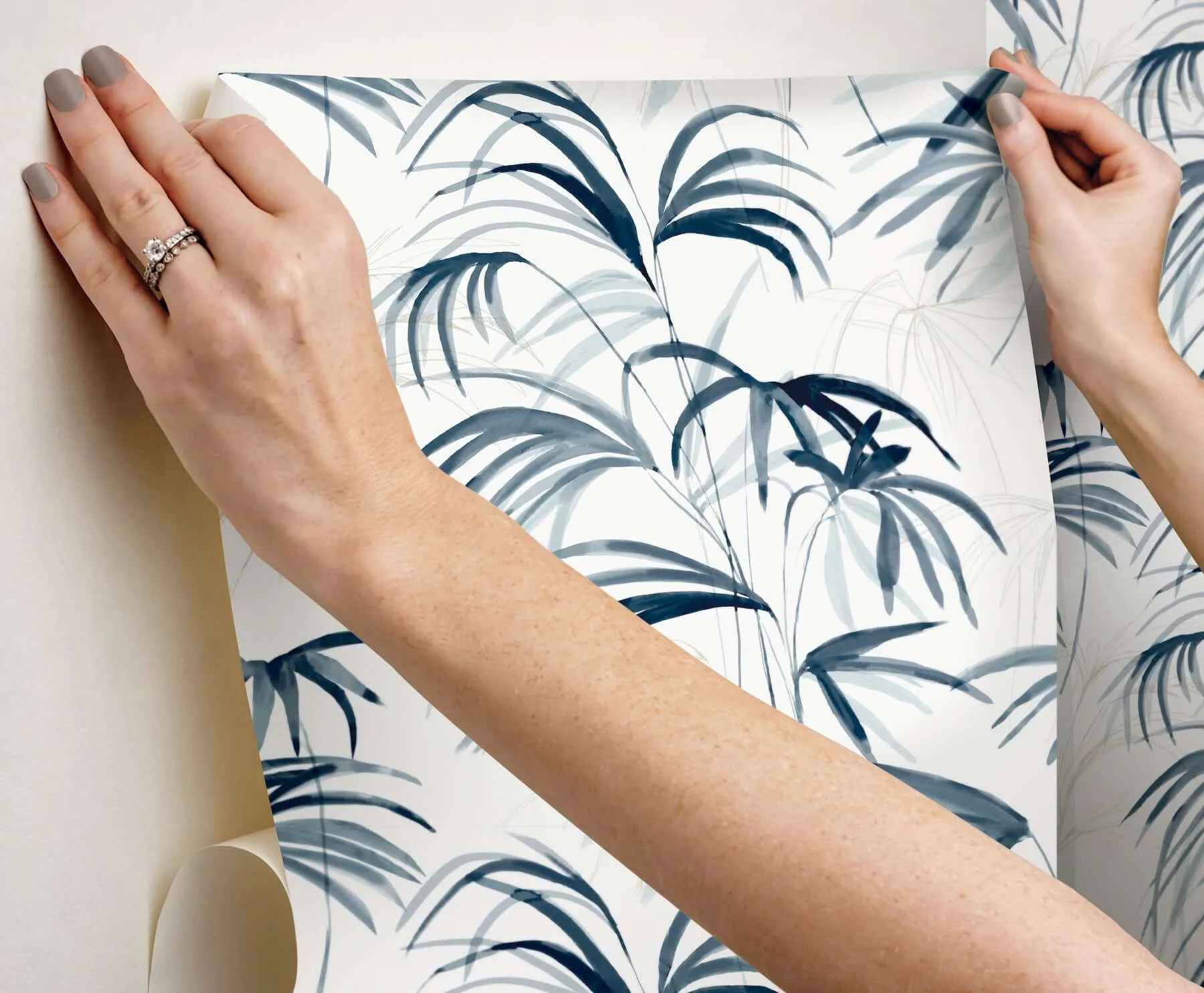 Candice Olson Inky Palms - Blue Wallpaper | Buy Online Candice Olson Inky Palms wallpaper, color Blue, SKU PSW1610RL
