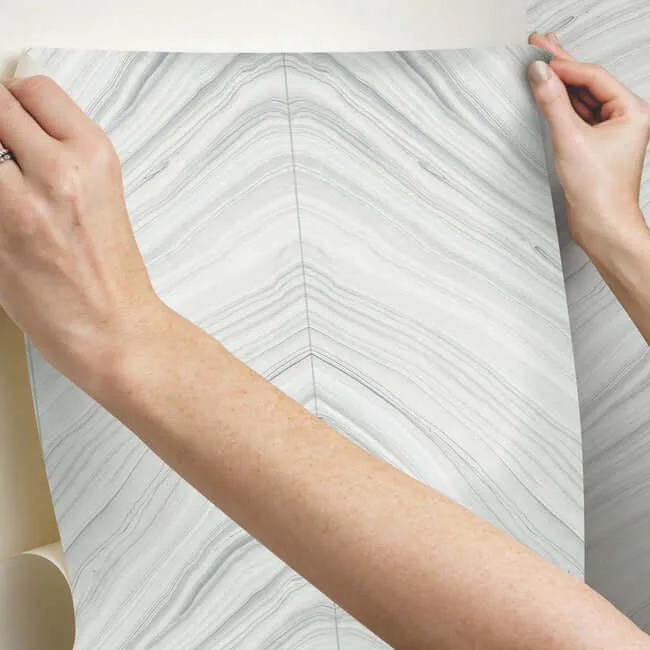 Candice Olson Onyx Strata - Sheer Grey Wallpaper | Buy Online Candice Olson Onyx Strata wallpaper, color Sheer Grey, SKU PSW1422RL