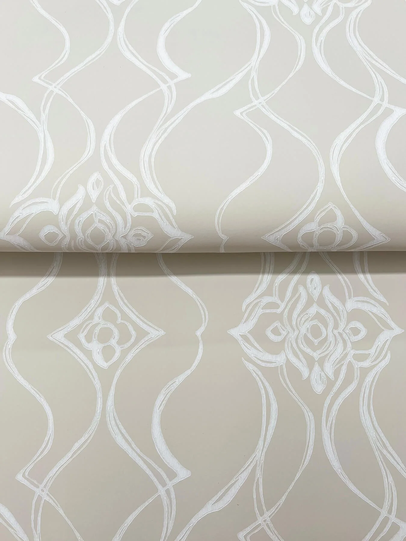 Candice Olson Pirouette - Beige Wallpaper | Buy Online Candice Olson Pirouette wallpaper, color Beige, SKU DF3375