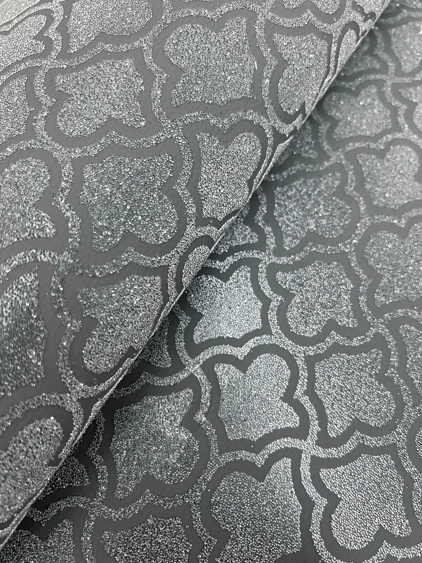 Candice Olson Uptown Glam wallpaper, color Charcoal, SKU DF3338