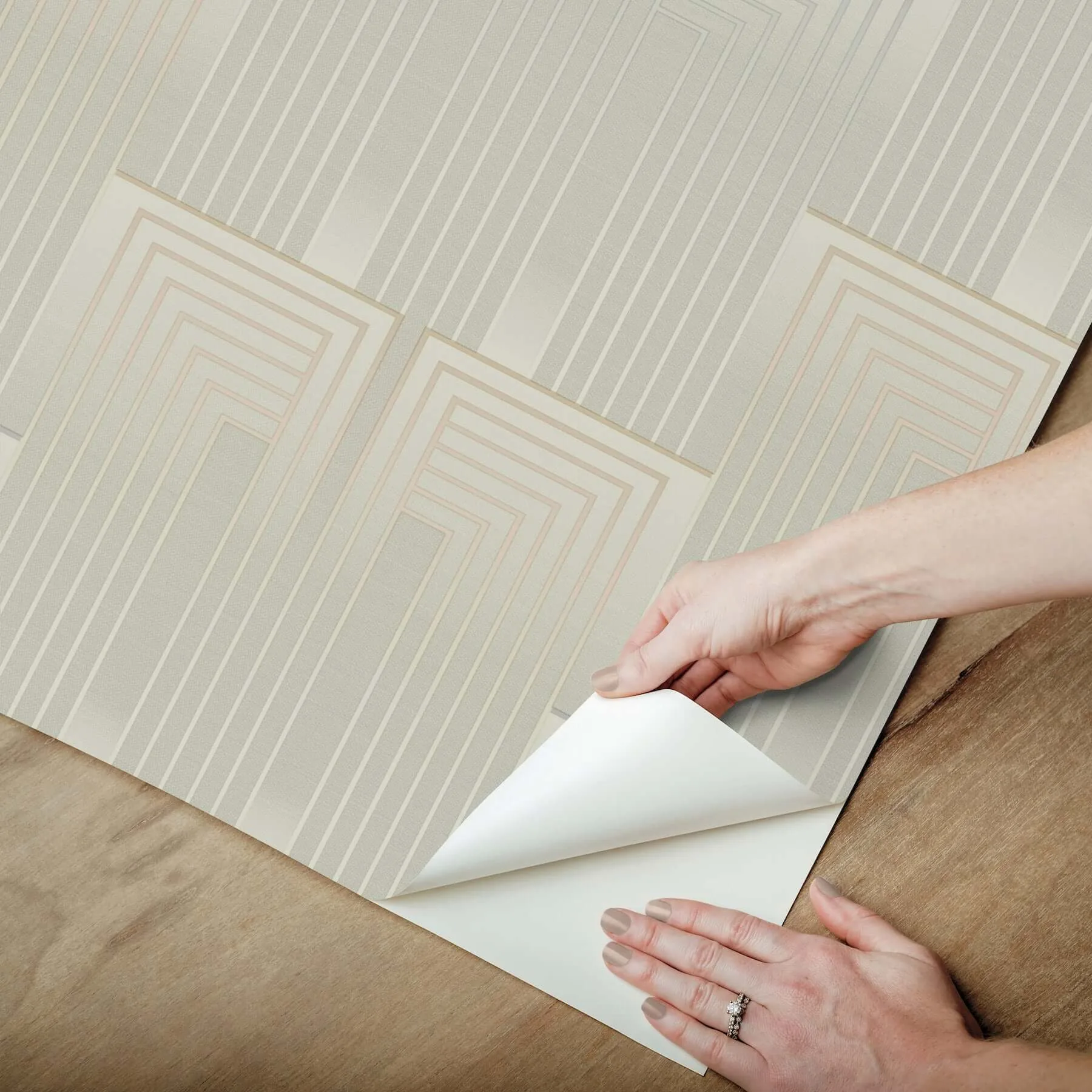 Candice Olson Vanishing wallpaper, color Taupe & Pearl, SKU PSW1606RL
