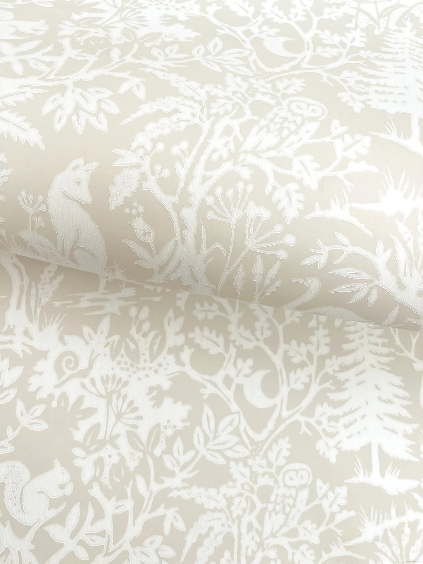 Chesapeake Alrick - Dove Wallpaper | Buy Online Chesapeake Alrick wallpaper, color Dove, SKU 3125-72320