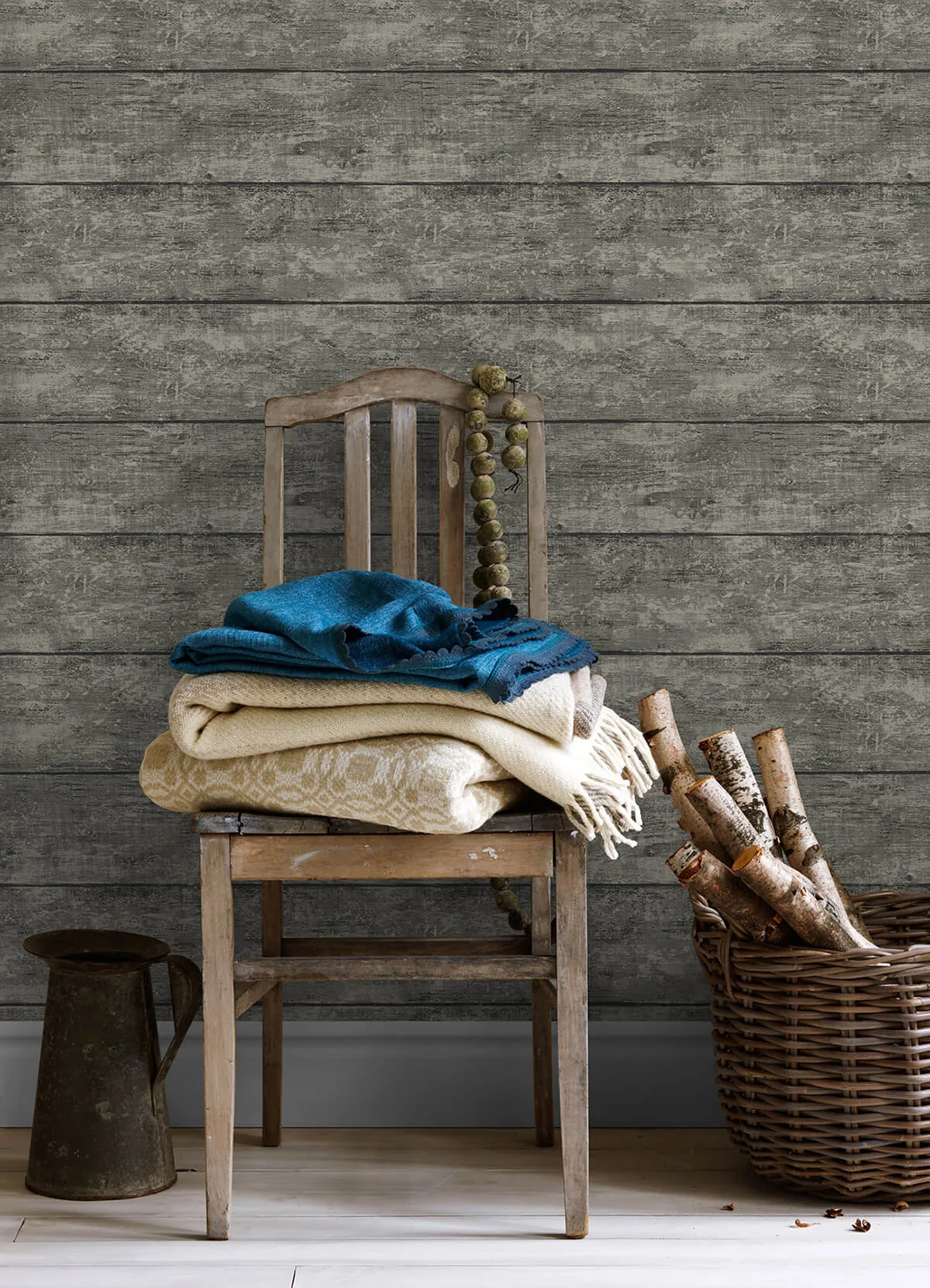 Chesapeake Cabin wallpaper, color Charcoal, SKU 3124-13972