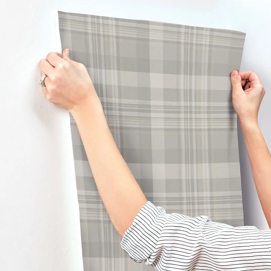 Chesapeake Dutton Plaid - Grey Wallpaper | Buy Online Chesapeake Dutton Plaid wallpaper, color Grey, SKU 4142-72634
