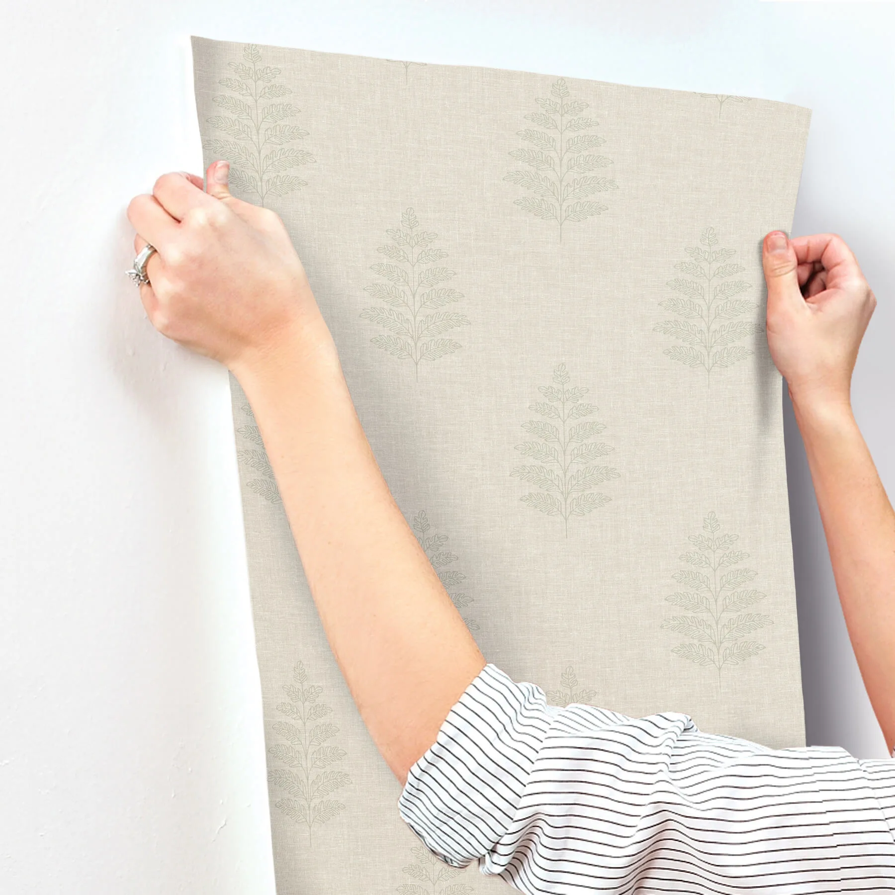 Chesapeake Frond - Beige Wallpaper | Buy Online Chesapeake Frond wallpaper, color Beige, SKU 4169-83129