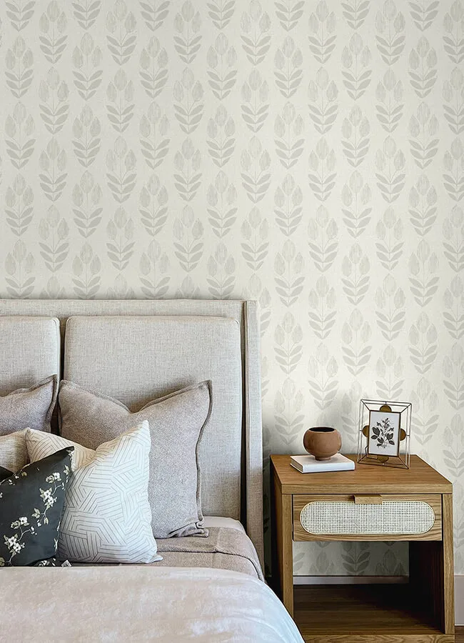 Chesapeake Garland - Light Grey Wallpaper | Buy Online Chesapeake Garland wallpaper, color Light Grey, SKU 4148-27476