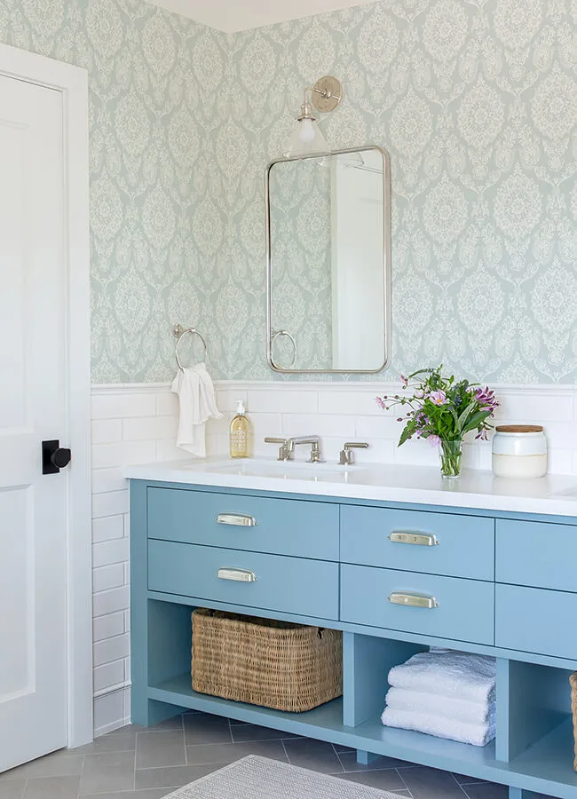 Chesapeake Helm Damask wallpaper, color Aqua, SKU 4071-71023