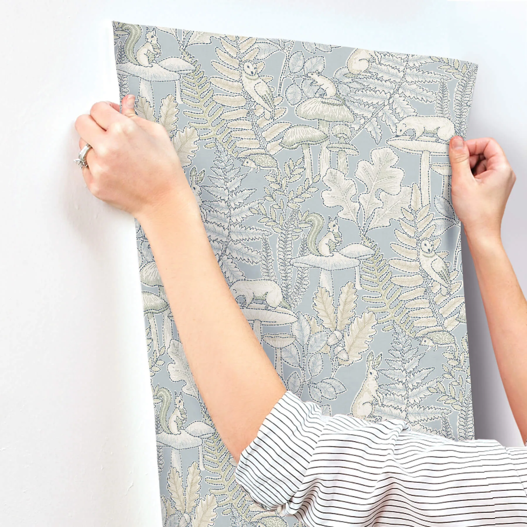 Chesapeake Holt wallpaper, color Light Blue, SKU 4169-83102