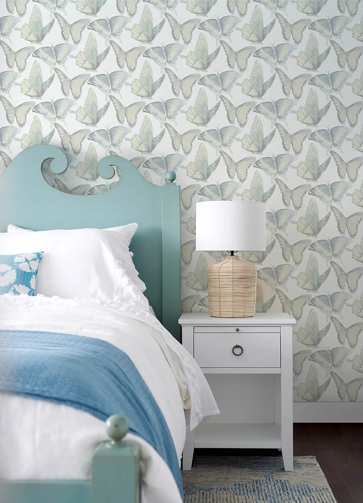 Chesapeake Janetta wallpaper, color Mint, SKU 3124-13935