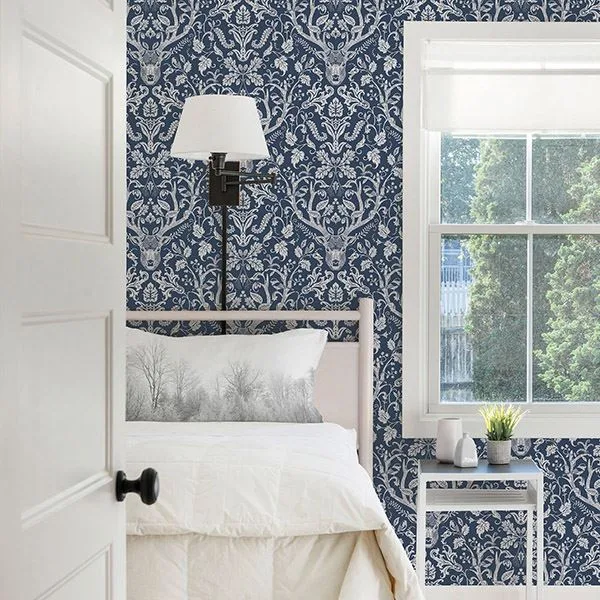 Chesapeake Kiwassa wallpaper, color Navy, SKU 3118-12703