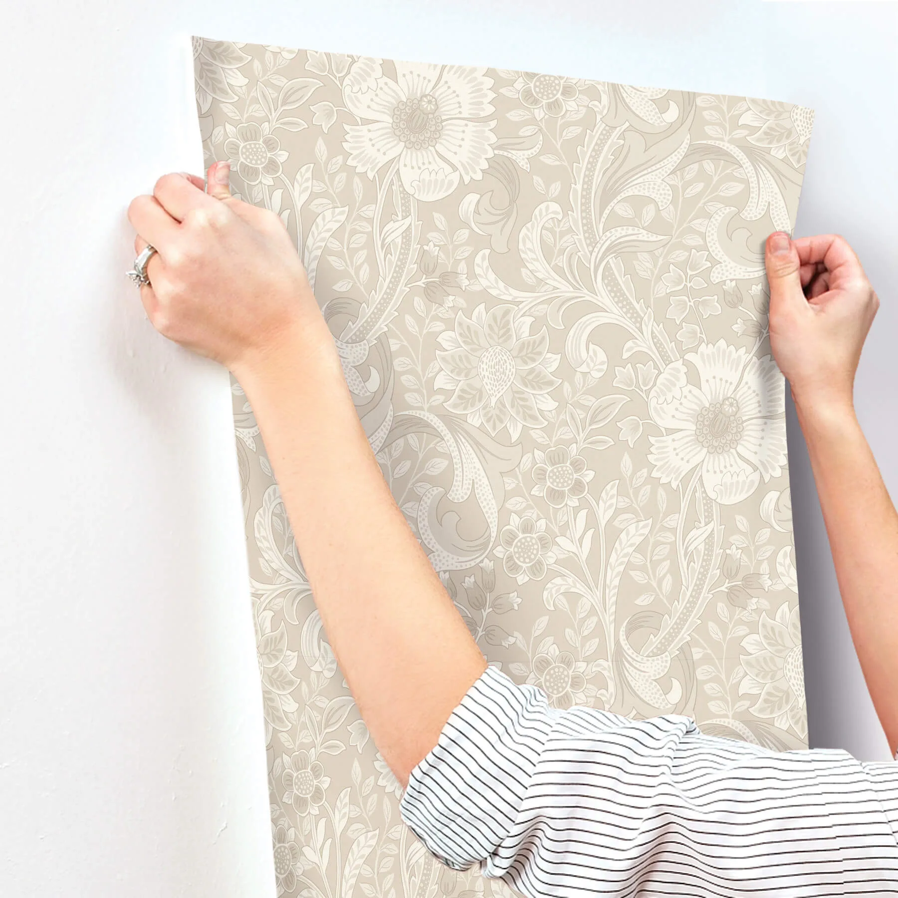 Chesapeake Liora wallpaper, color Beige, SKU 4191-83012
