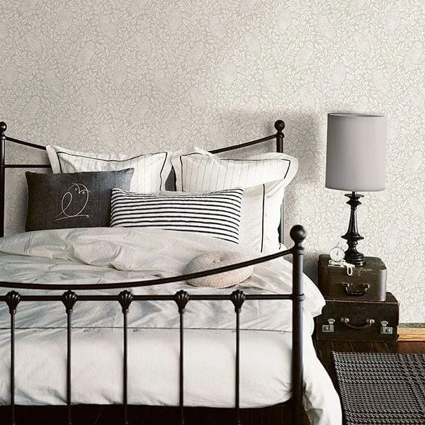 Chesapeake Parliament wallpaper, color Cream, SKU 3115-12413