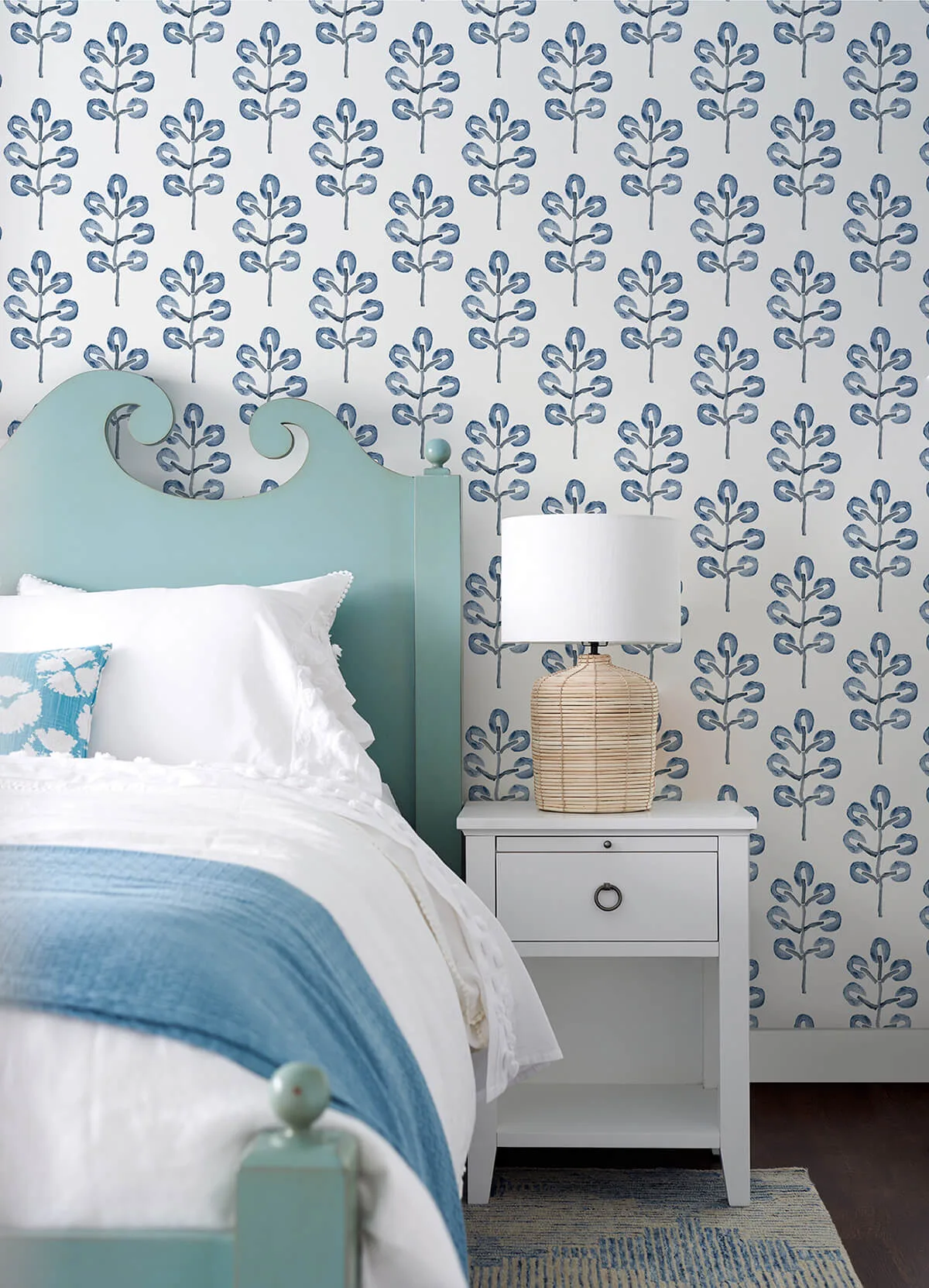 Chesapeake Plum Tree wallpaper, color Blue, SKU 3124-13874
