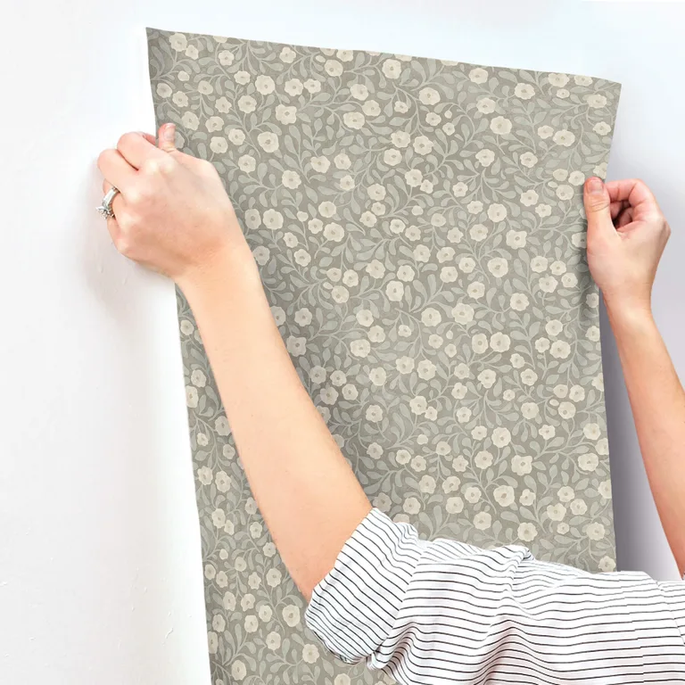 Chesapeake Poppy Trail wallpaper, color Aqua, SKU 4169-83136