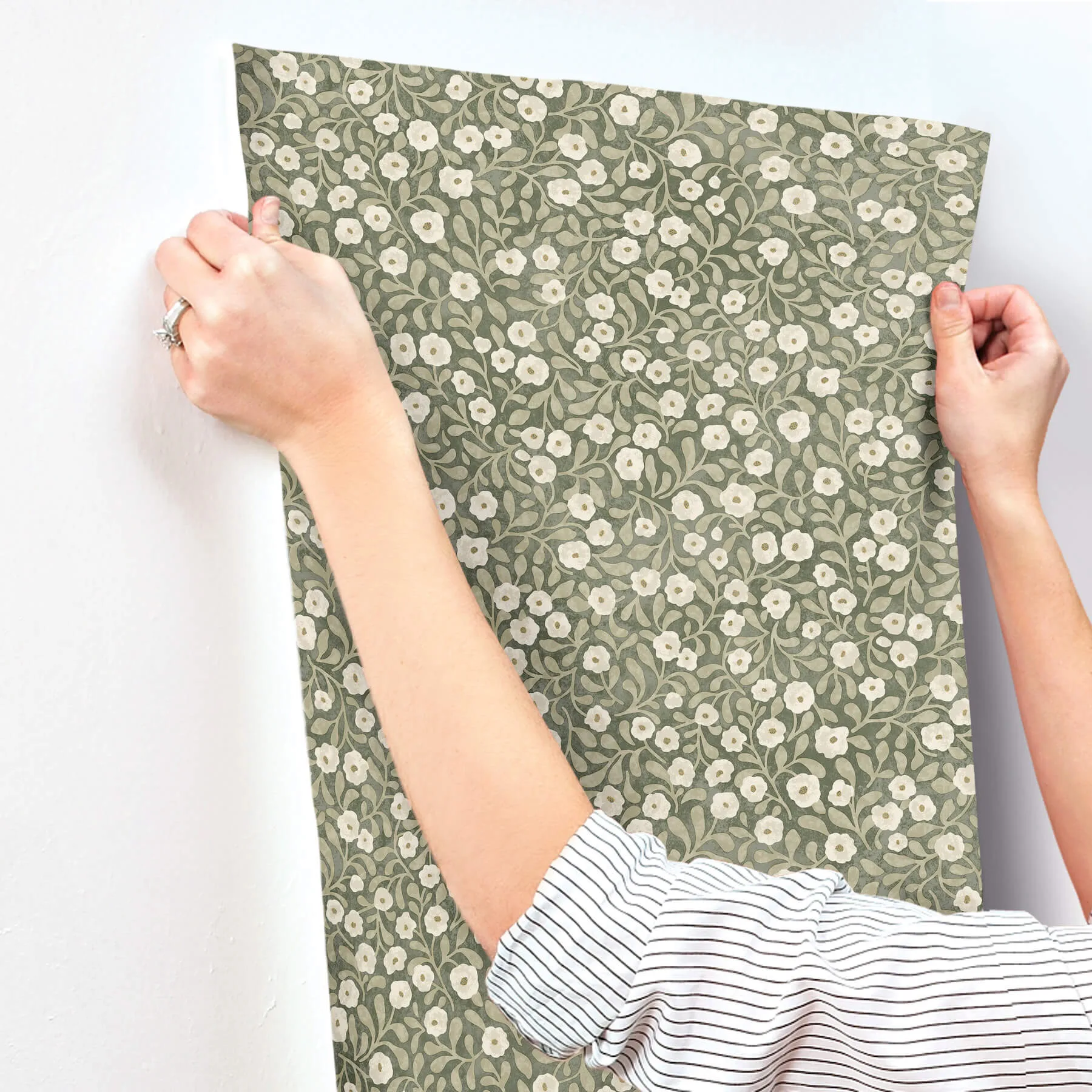 Chesapeake Poppy Trail - Green Wallpaper | Buy Online Chesapeake Poppy Trail wallpaper, color Green, SKU 4169-83132