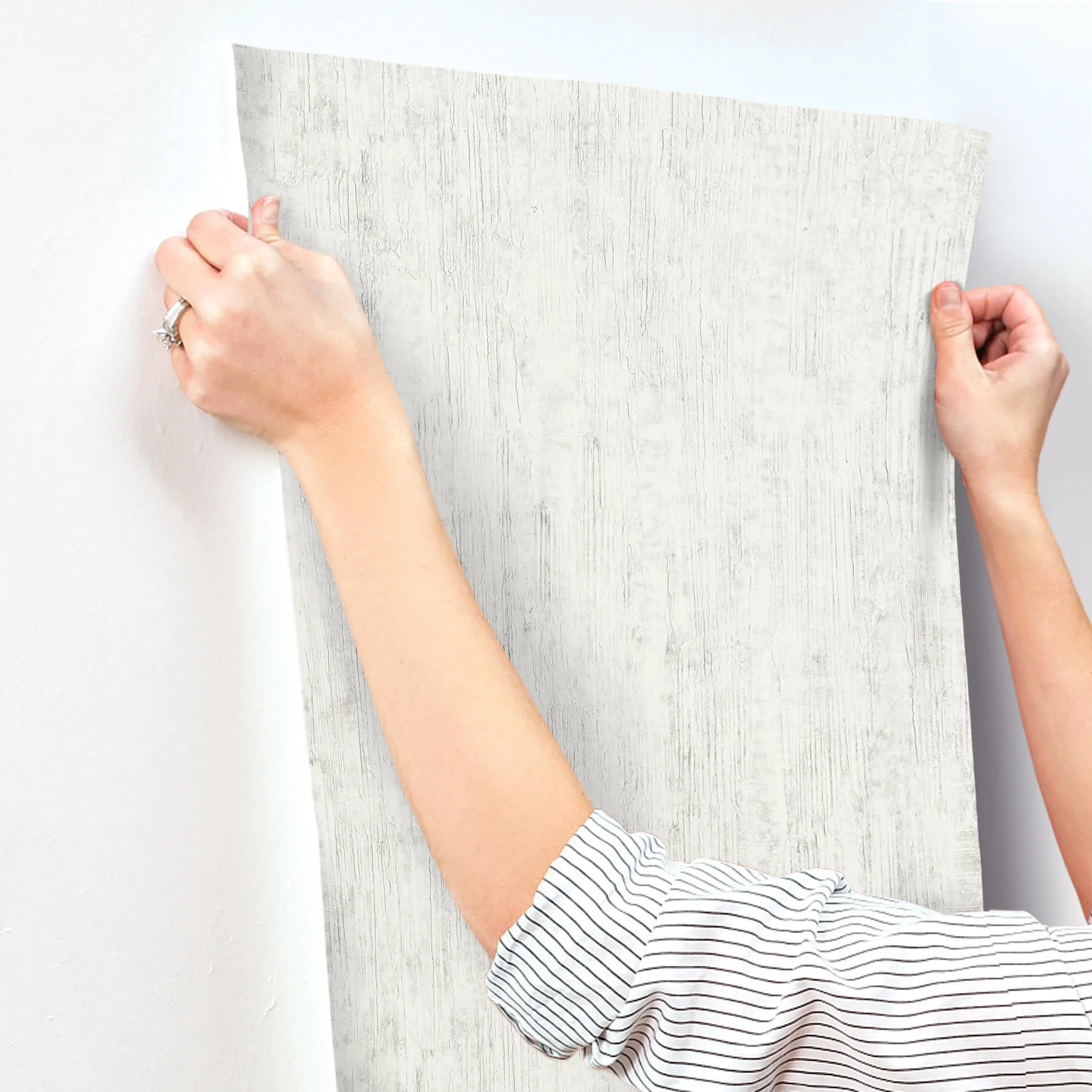 Chesapeake Ramona - White Wallpaper | Buy Online Chesapeake Ramona wallpaper, color White, SKU 4191-83002