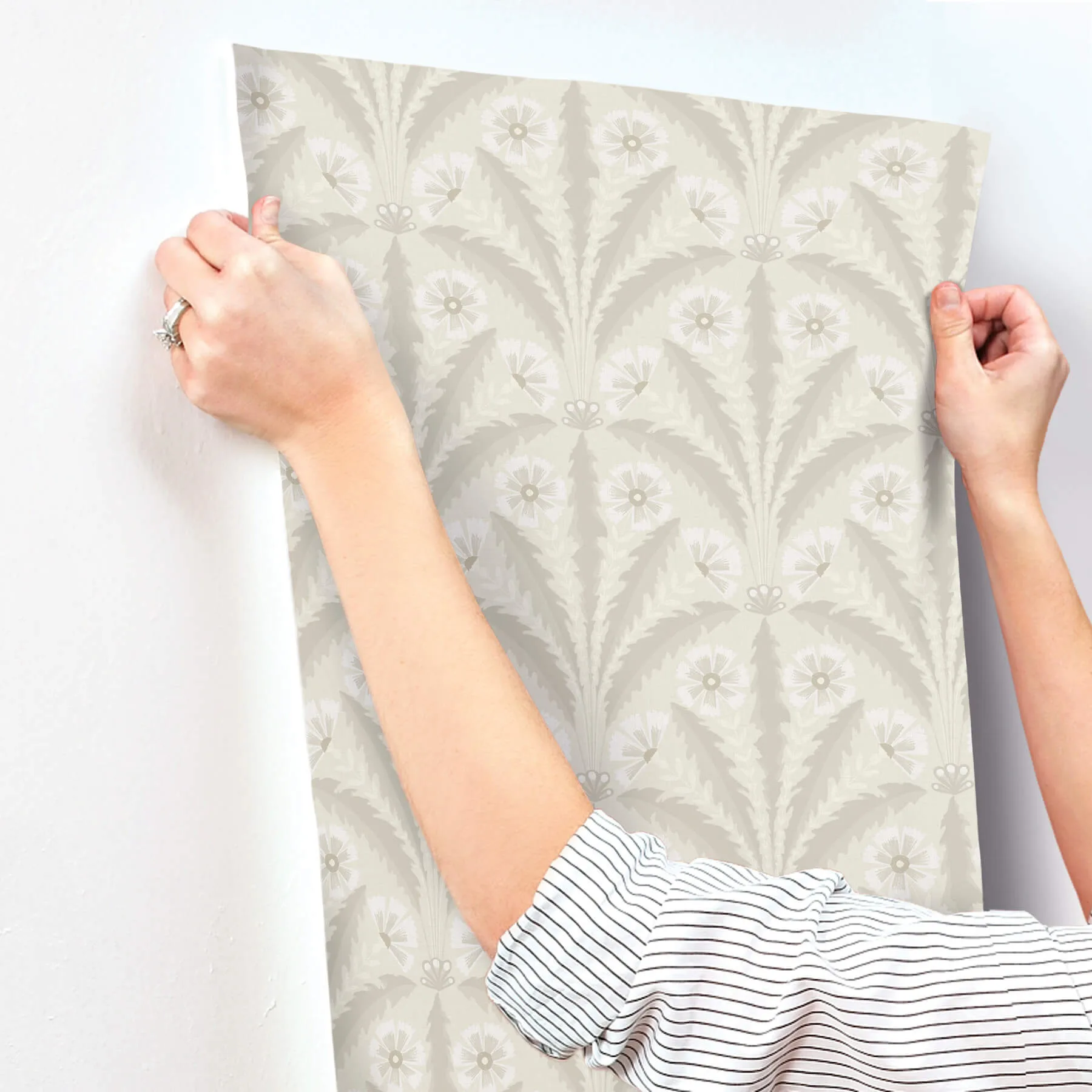 Chesapeake Tap Root - Beige Wallpaper | Buy Online Chesapeake Tap Root wallpaper, color Beige, SKU 4169-27603