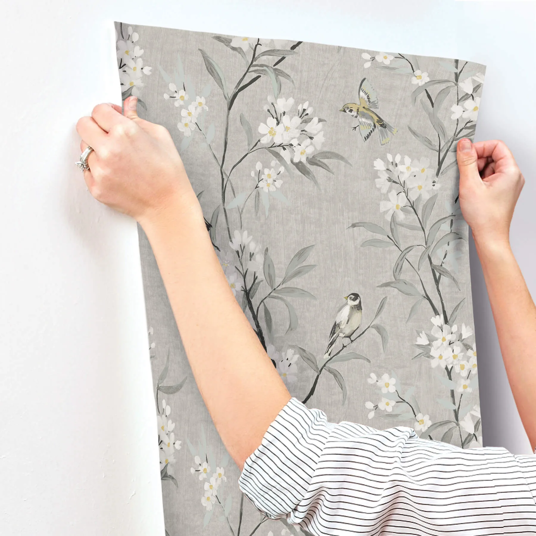 Chesapeake Tea Olive - Gray Wallpaper | Buy Online Chesapeake Tea Olive wallpaper, color Gray, SKU 4169-83141