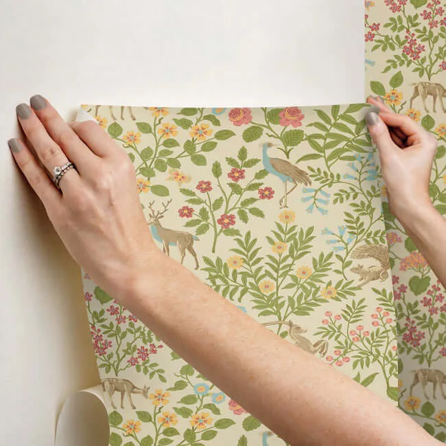 Erin & Ben Woodland Floral - Linen Wallpaper | Buy Online Erin & Ben Woodland Floral wallpaper, color Linen, SKU PSW1436RL
