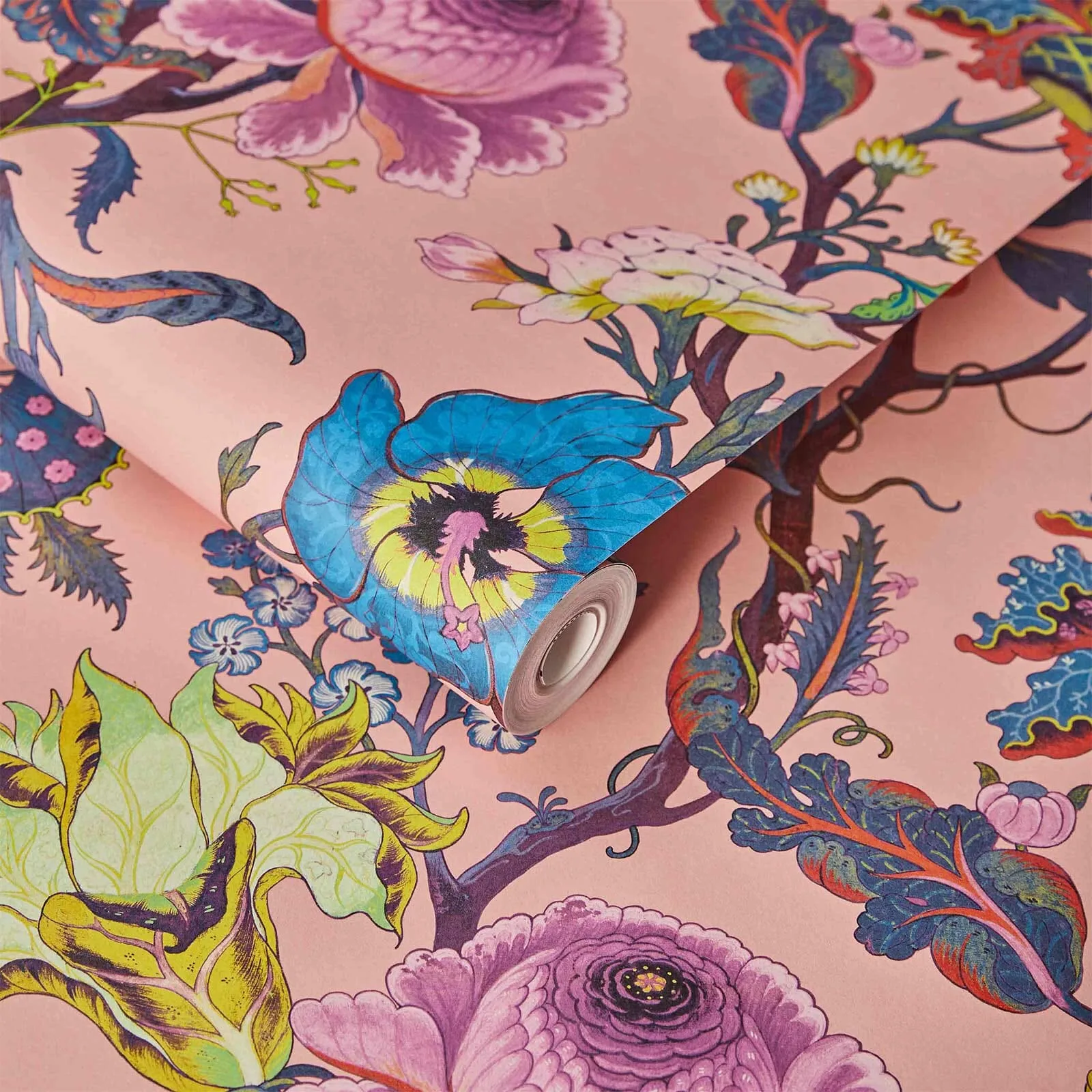 House of Hackney Artemis Wallpaper in Amaranth Pink House of Hackney Artemis wallpaper in Amaranth Pink, blooms and foliage in pink