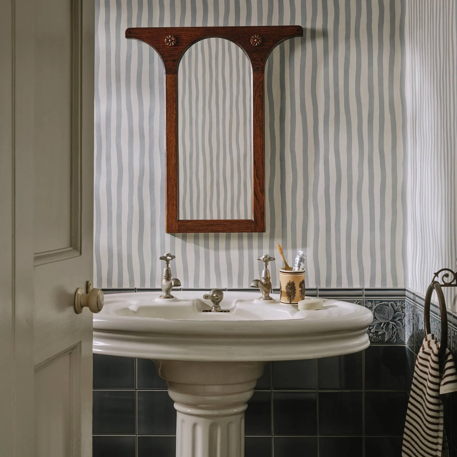 House of Hackney Artist's Stripe Wallpaper in Byzantine & Narcissus House of Hackney Artist's Stripe wallpaper in Byzantine & Narcissus, stripes in byzantine & narcissus