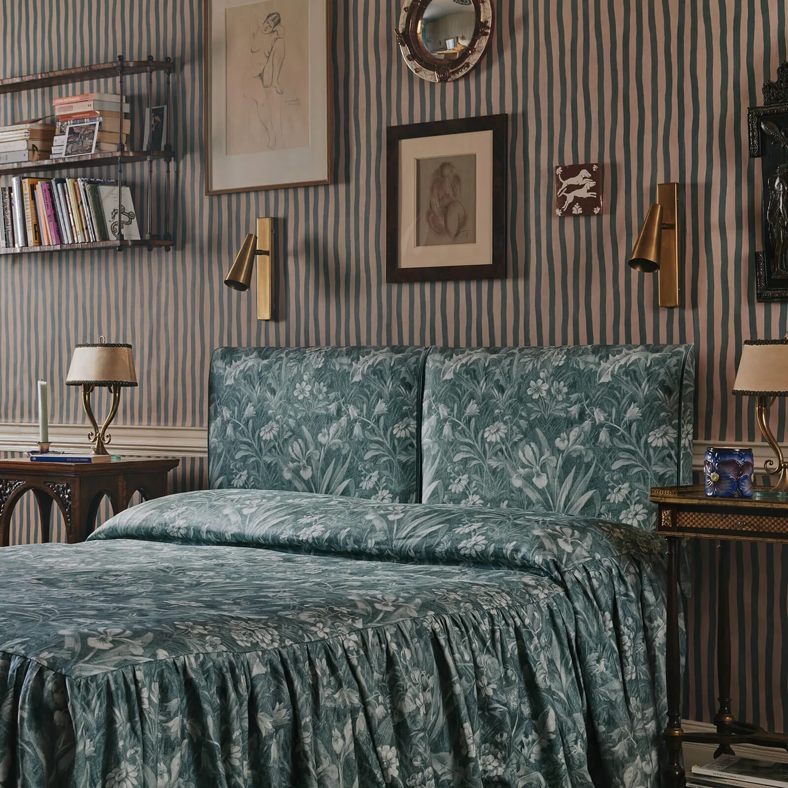 House of Hackney Artist's Stripe Wallpaper in Euphorbia & Alabaster House of Hackney Artist's Stripe wallpaper in Euphorbia & Alabaster, stripes and geometric forms in euphorbia & alabaster