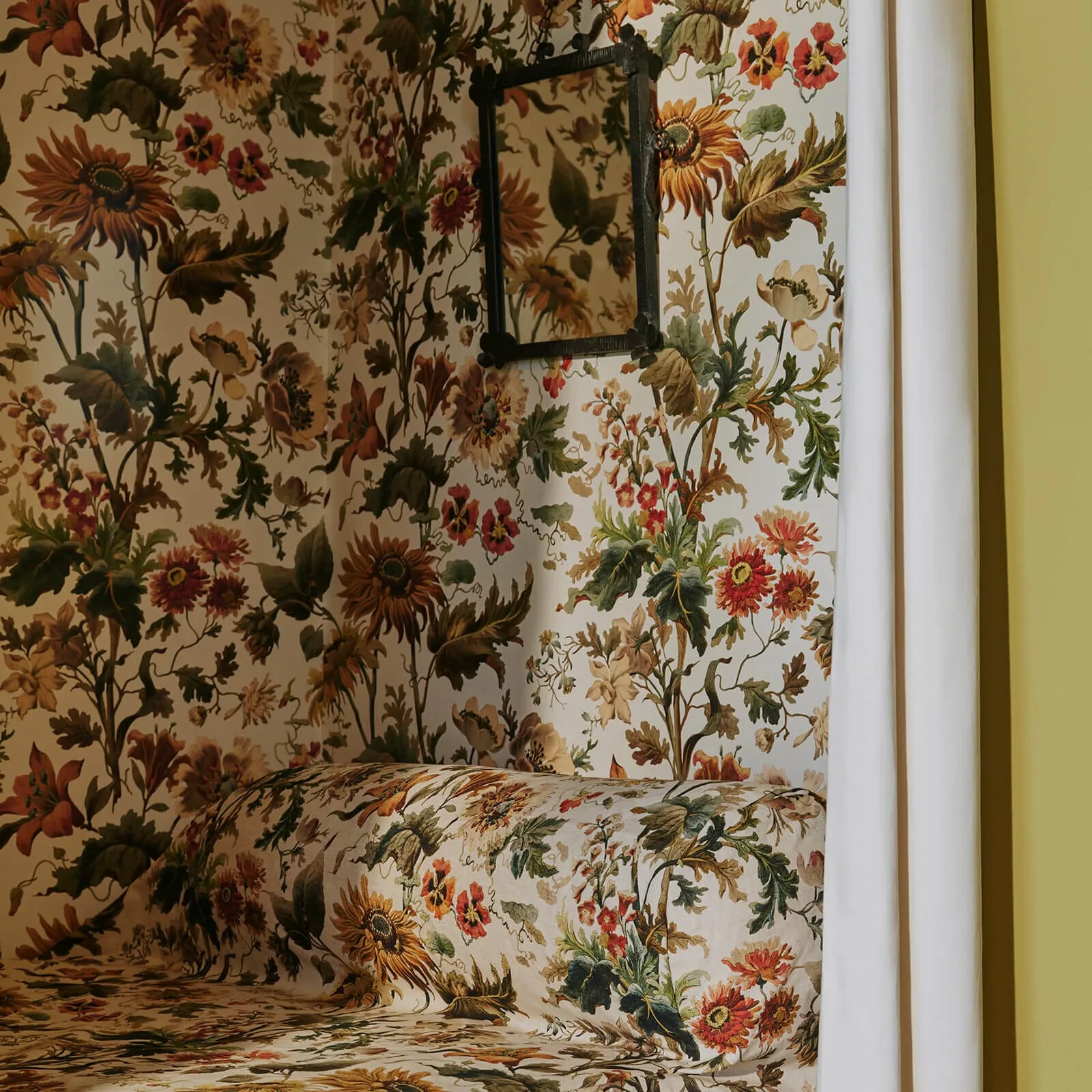 House of Hackney Avalon Wallpaper in Ecru House of Hackney Avalon wallpaper in Ecru, blooms and foliage in ecru