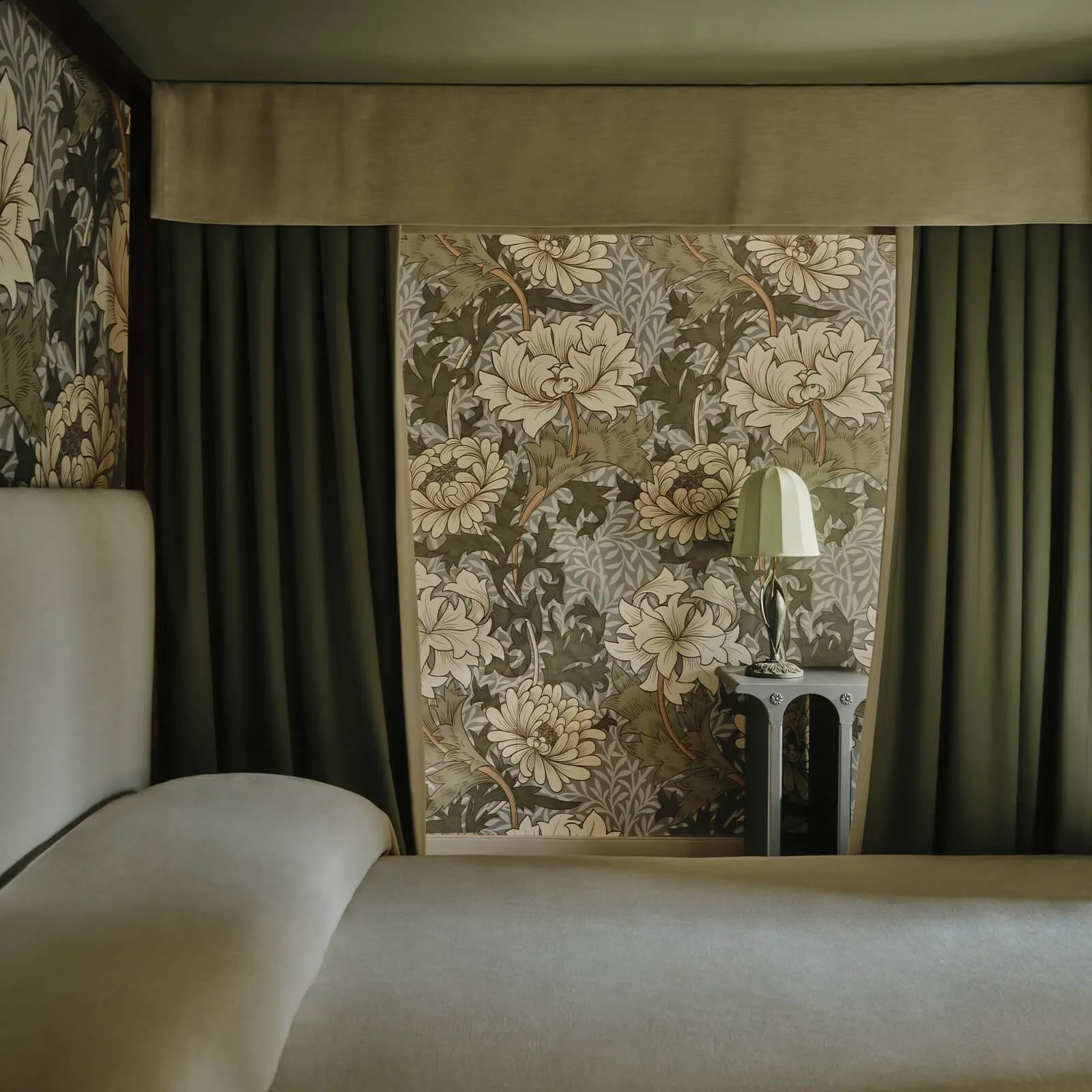 House of Hackney Chrysanthemum Magna wallpaper in Byzantine, blooms and foliage in byzantine