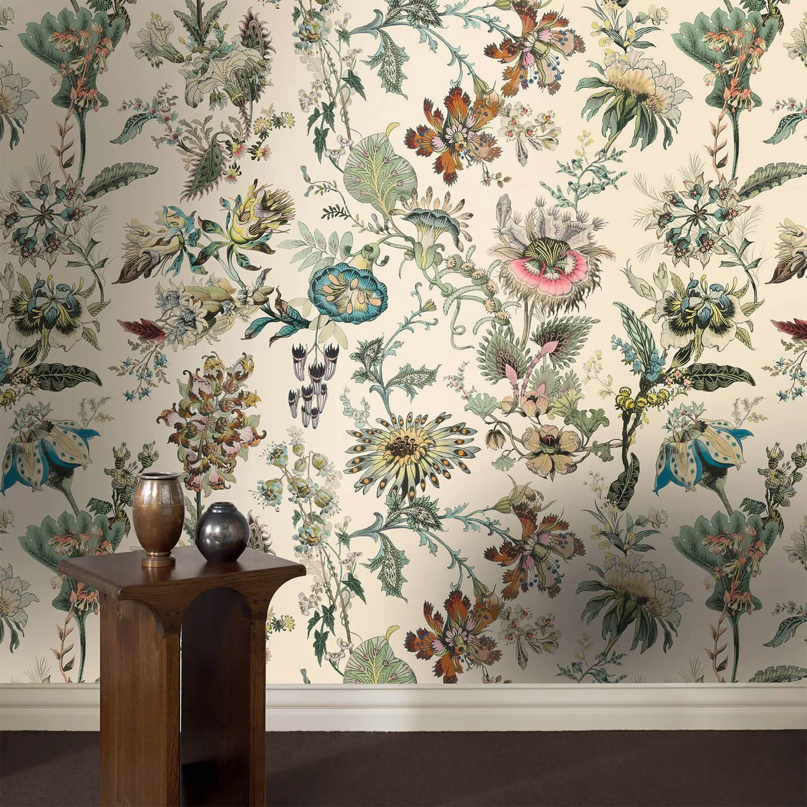 House of Hackney Flora Fantasia wallpaper in Ecru, blooms and foliage in ecru
