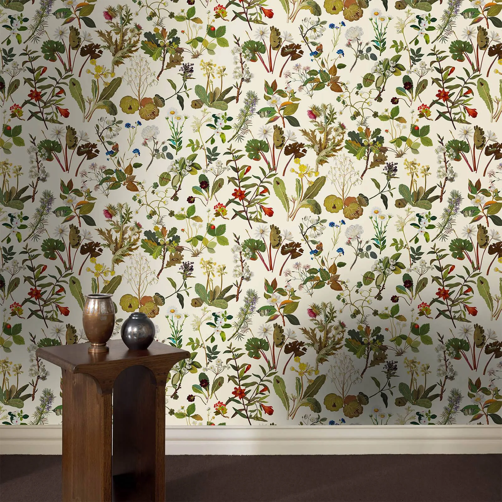 House of Hackney Herbarium wallpaper in Ecru, blooms and foliage in ecru