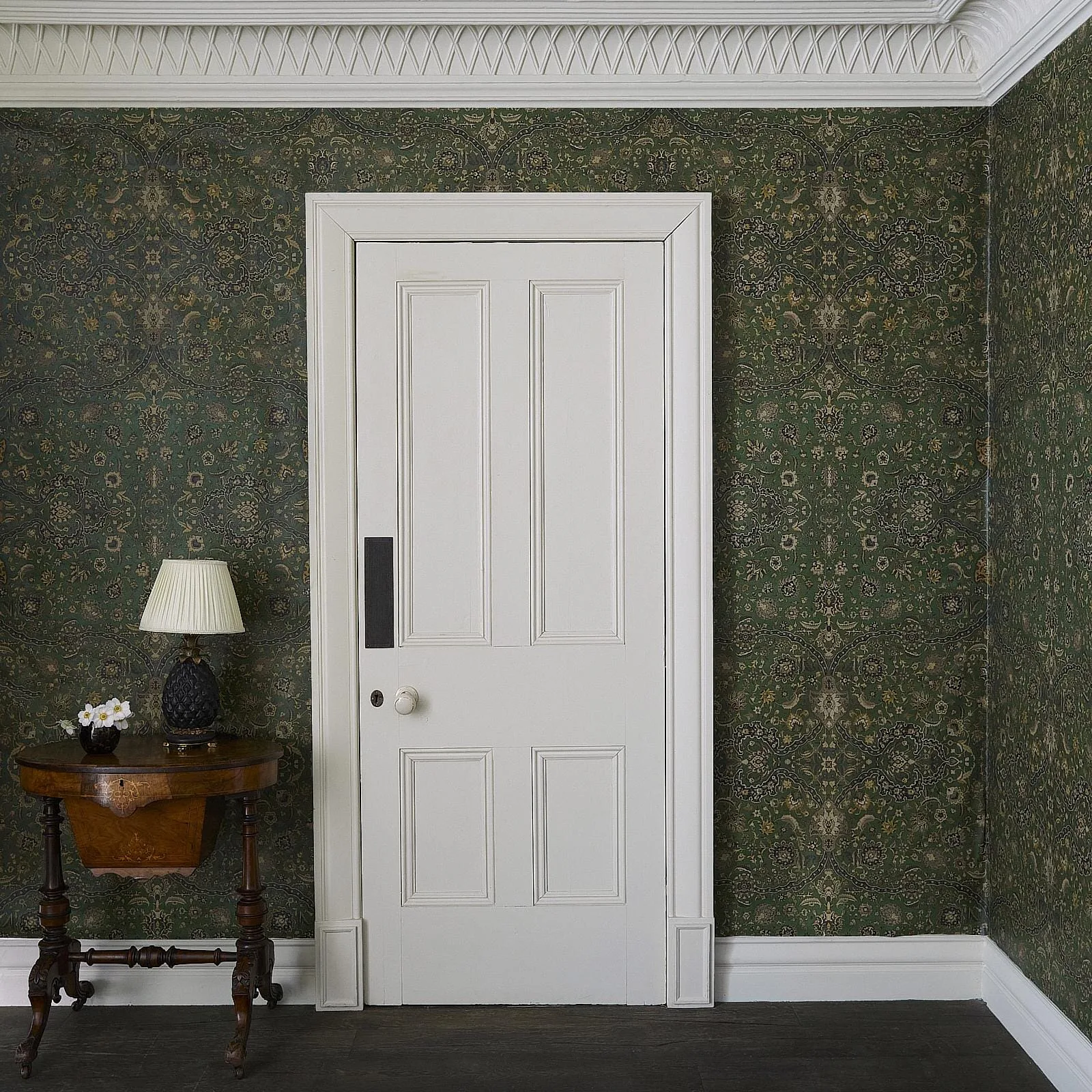 House of Hackney Zanjan wallpaper in Juniper Green, geometric forms in green