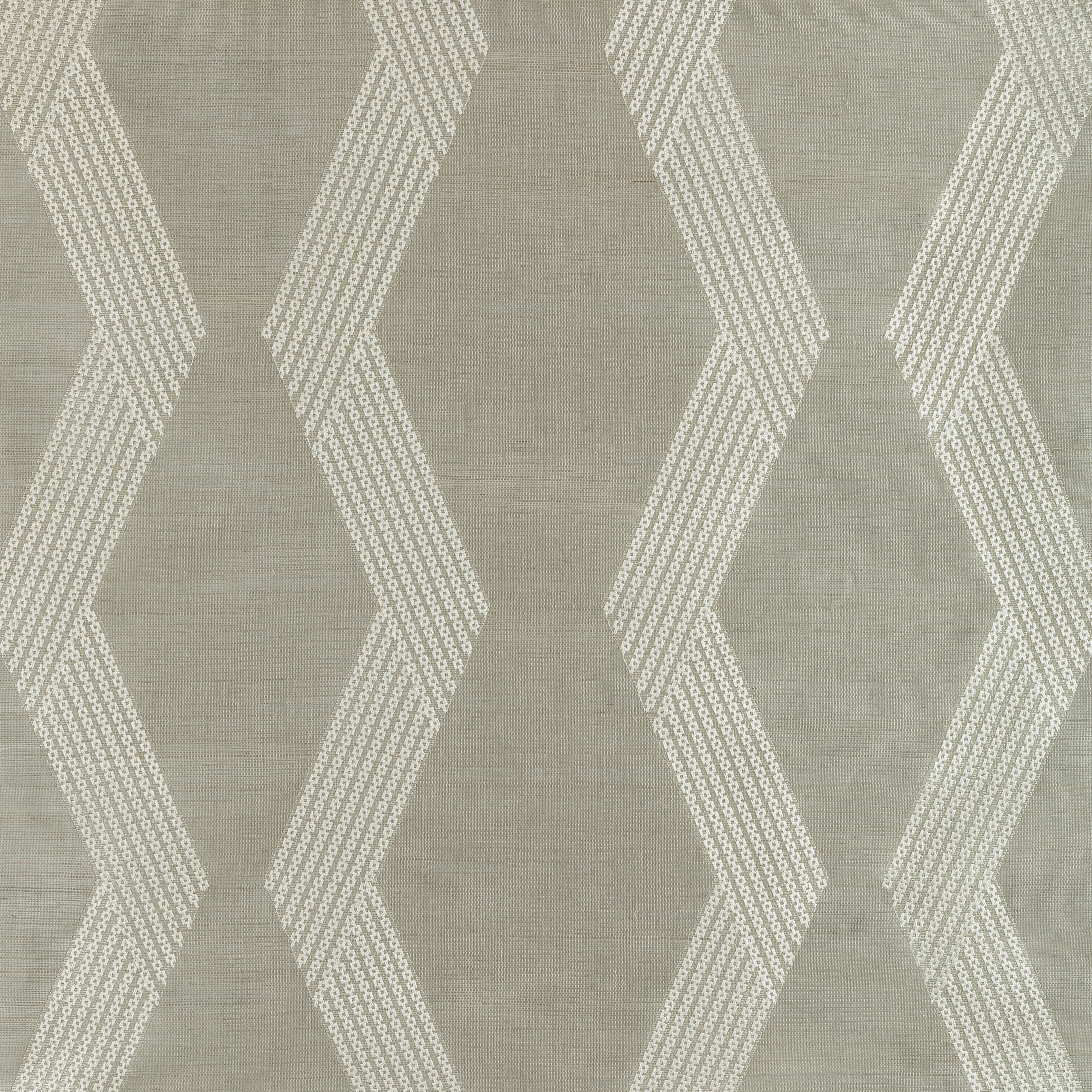 Kravet Couture Chainlink Emb Sisal in Grey (W3835.11.0)