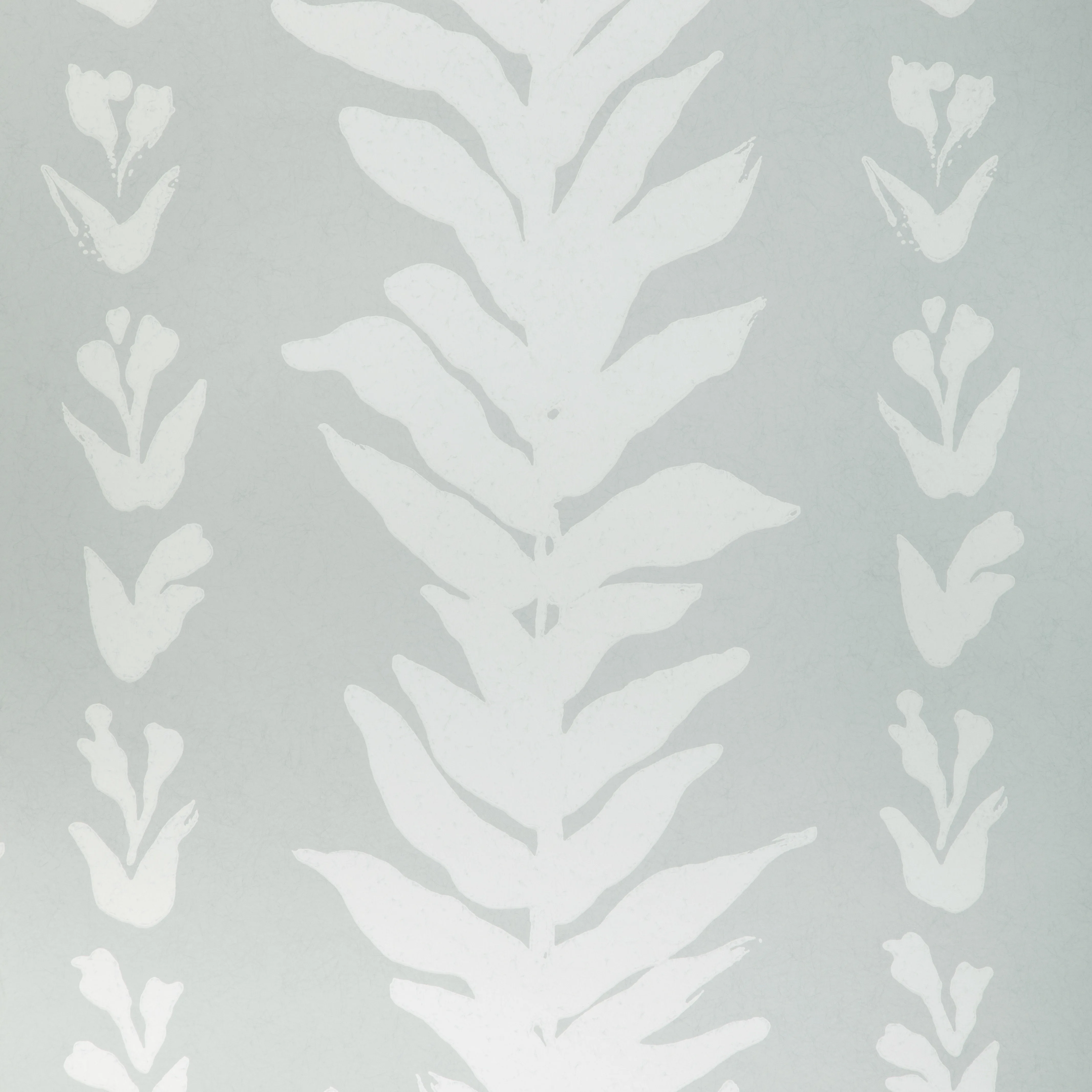 Kravet Couture Climbing Leaves in Haze (W3937.52.0)