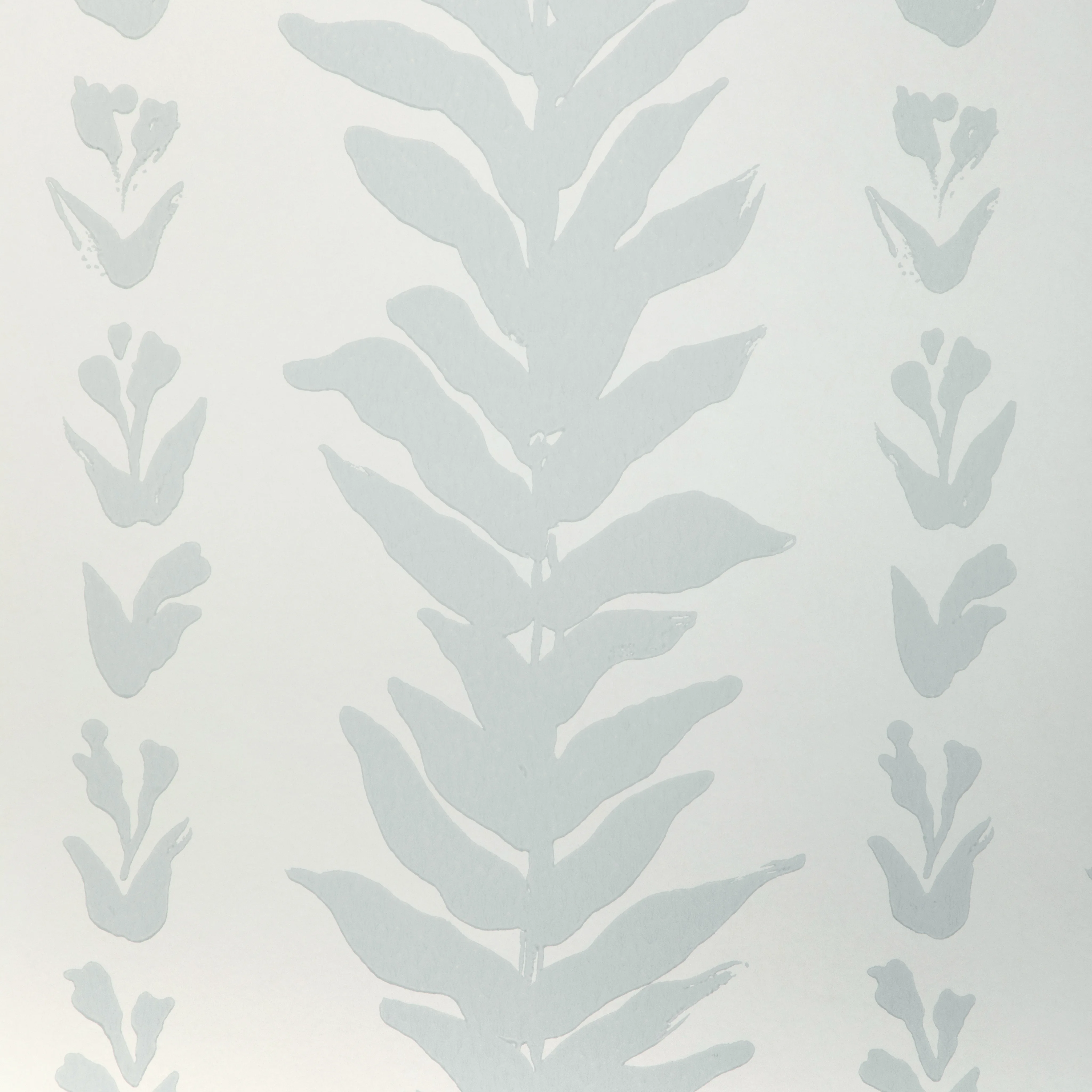 Kravet Couture Climbing Leaves in Mist (W3937.1101.0)