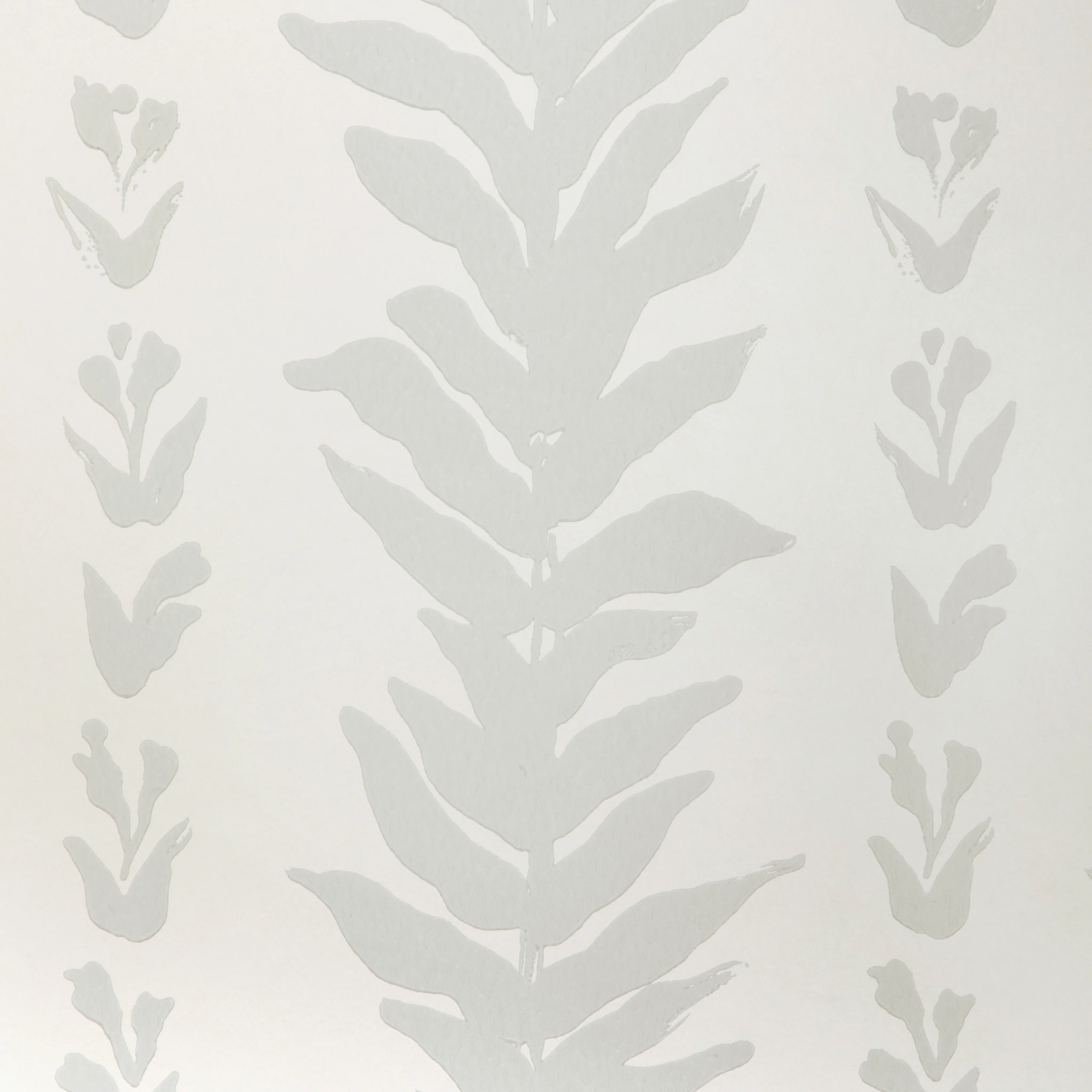 Kravet Couture Climbing Leaves in Stone (W3937.11.0)