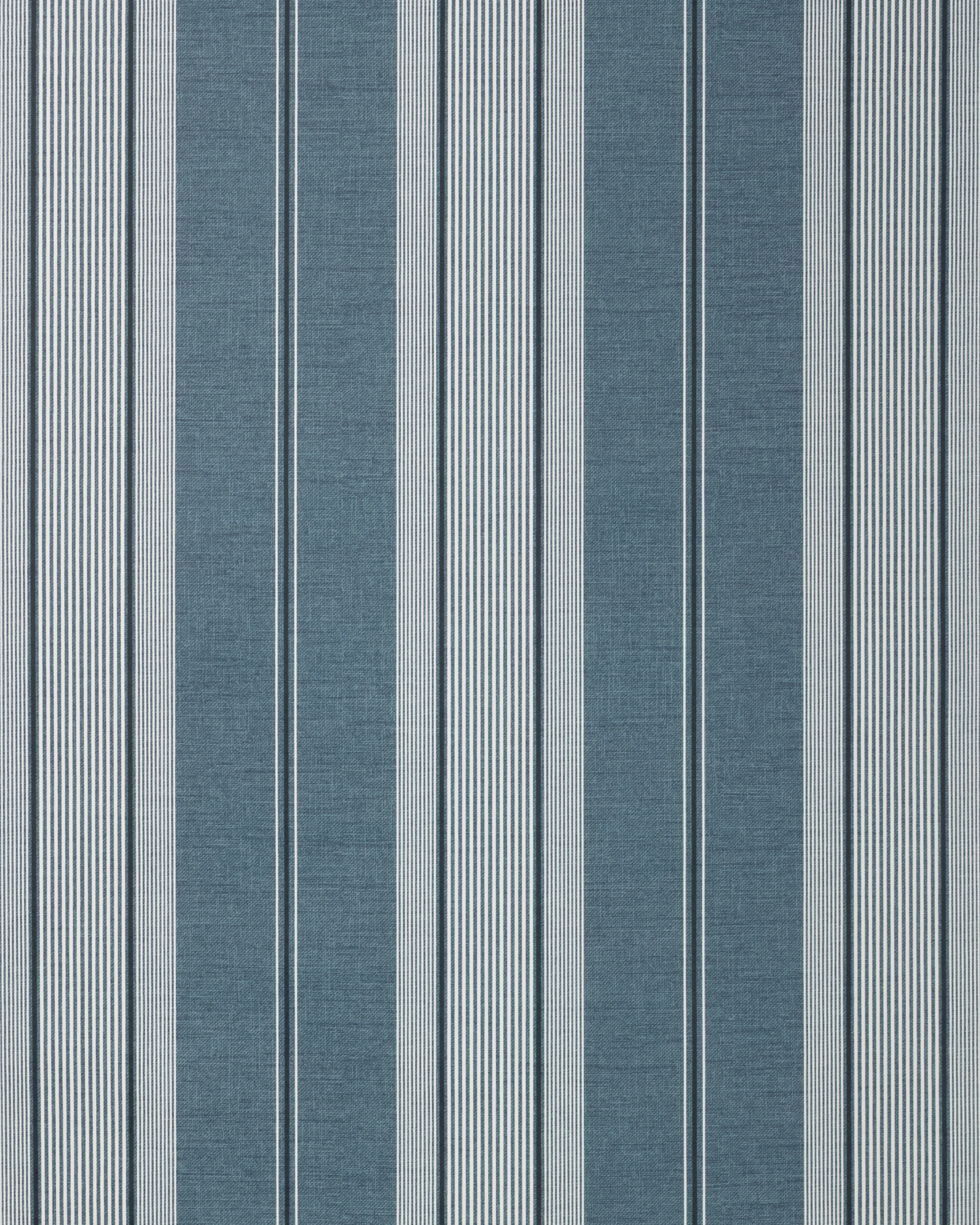 Kravet Design Stripe Wallcovering W4378 in Indigo & Blue (W4378.5.0)