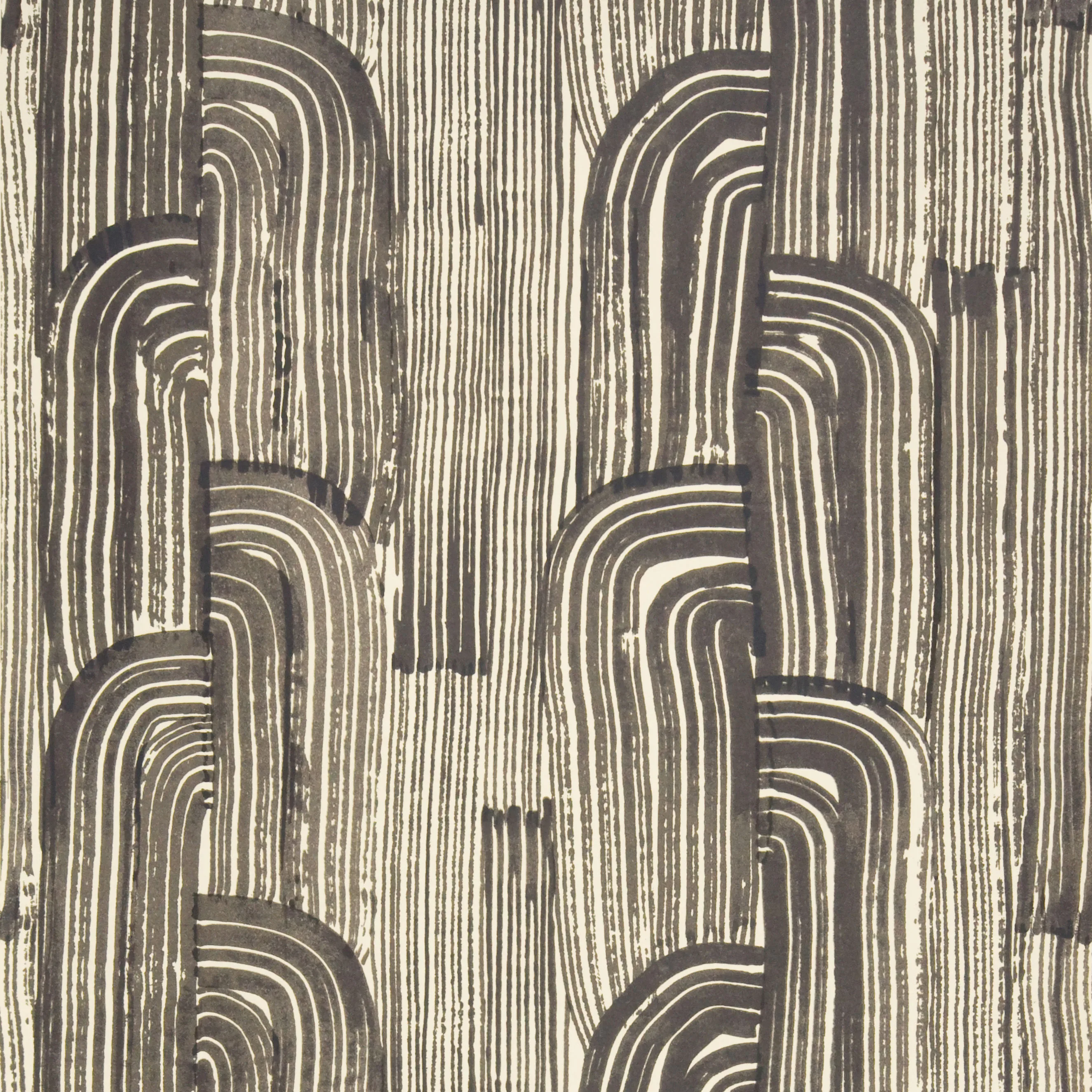 Lee Jofa Modern Crescent Paper in Ebony/Cream (GWP-3304.816.0)