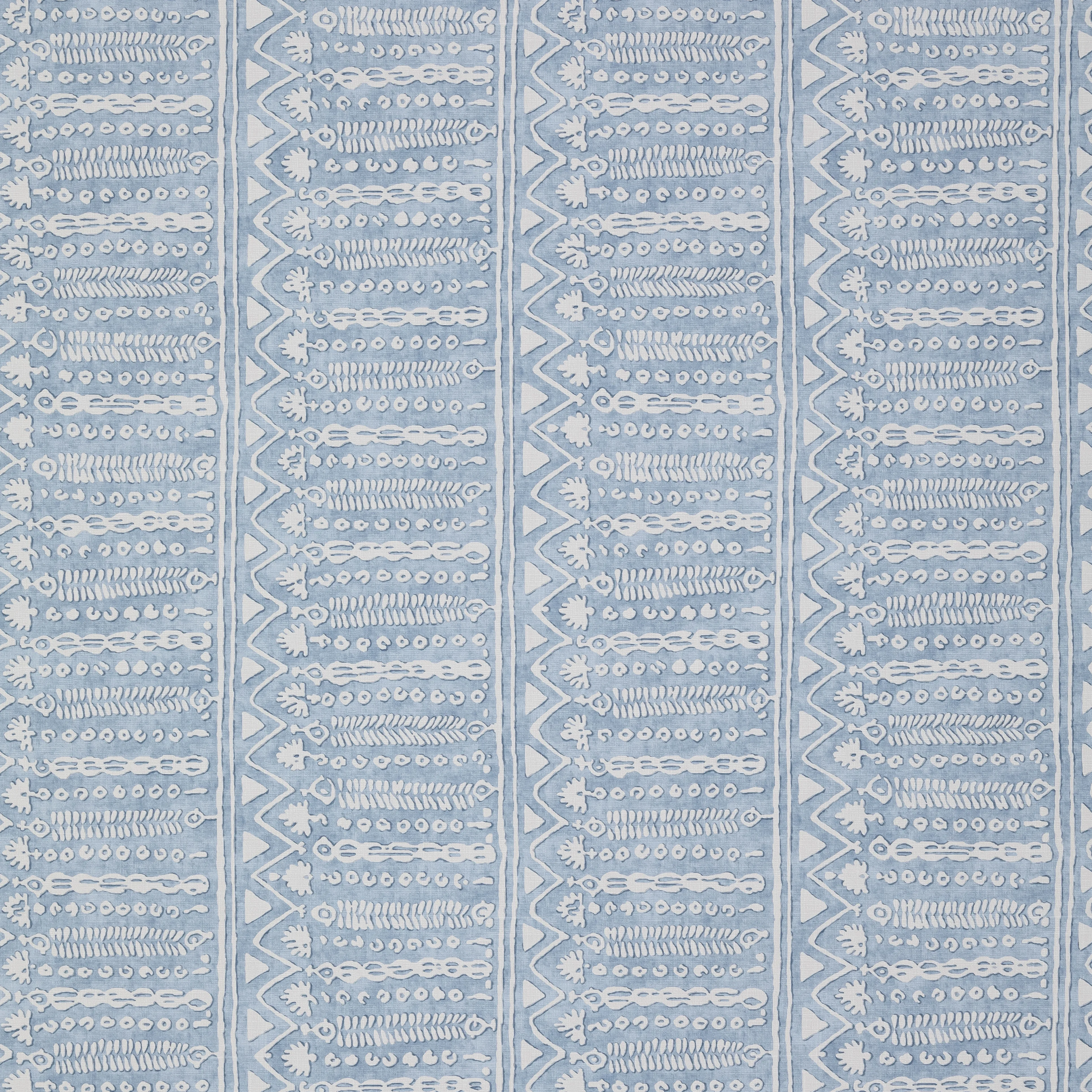 Lee Jofa Abingdon in Blue (PBFC-3530.5.0)