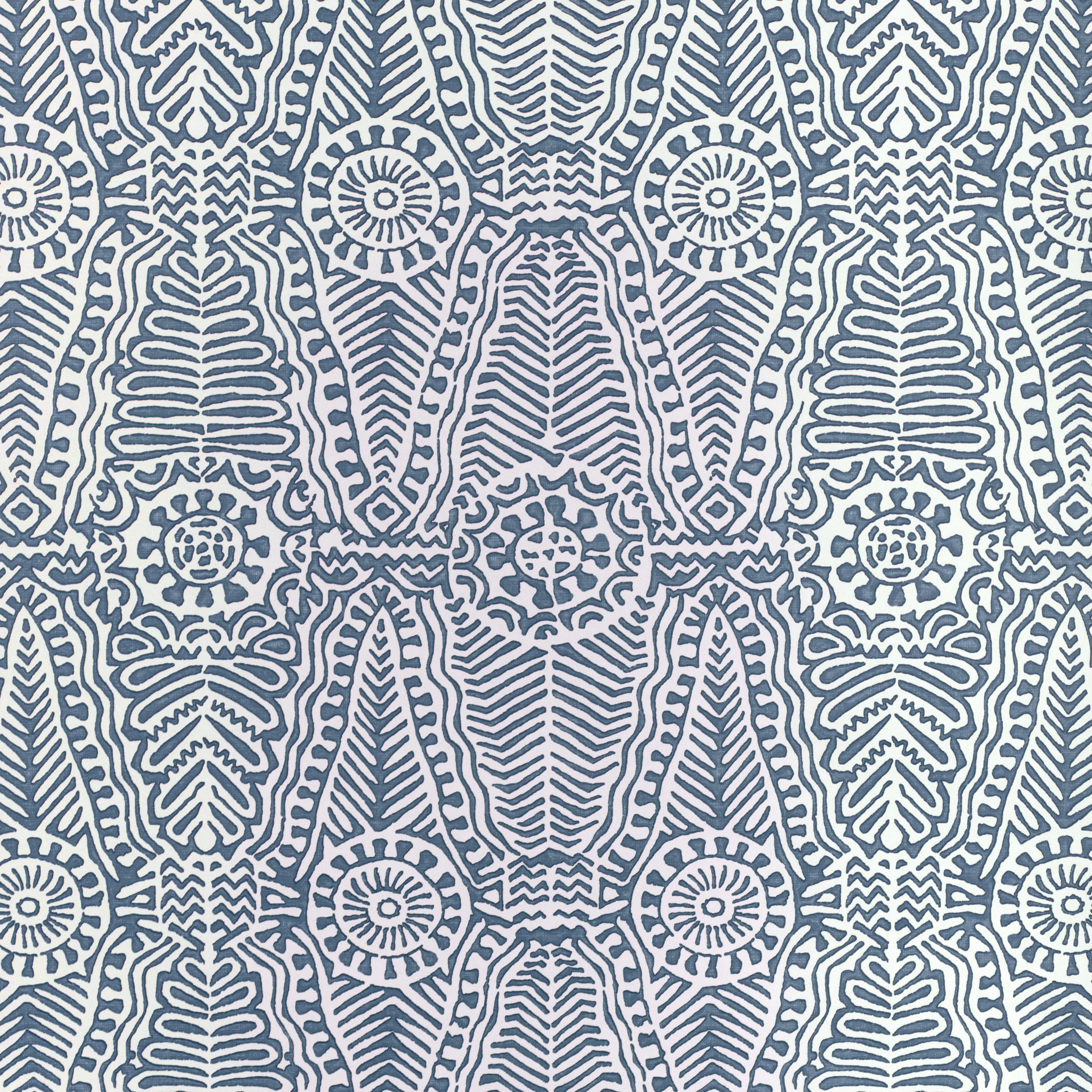 Lee Jofa Drayton Paper in Indigo (P2020112.50.0)