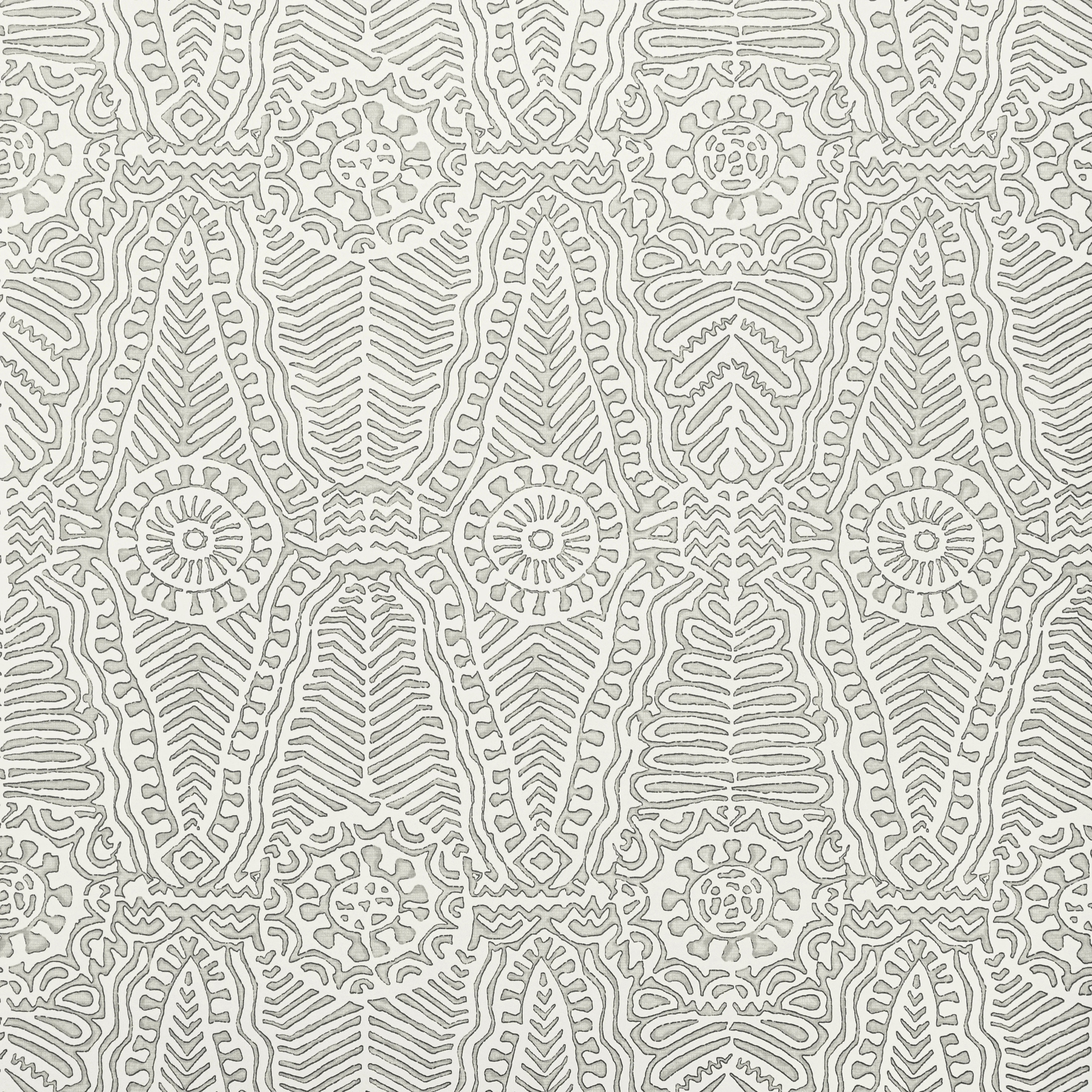Lee Jofa Drayton Paper in Smoke (P2020112.21.0)